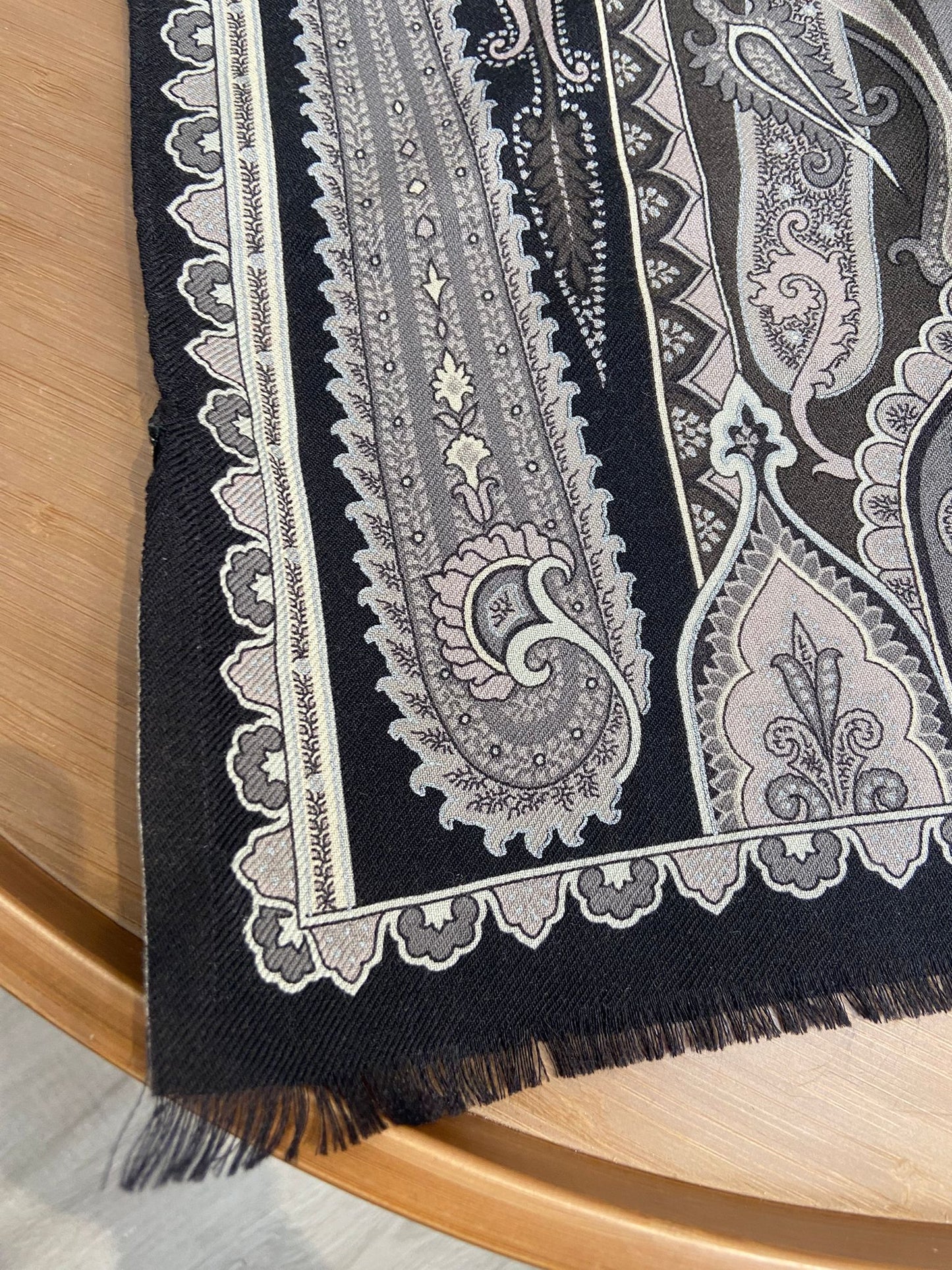 Etro 黑灰 長絲巾