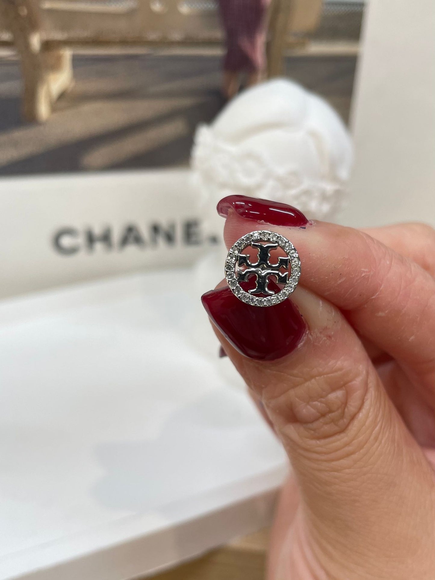 Tory burch logo閃石耳環