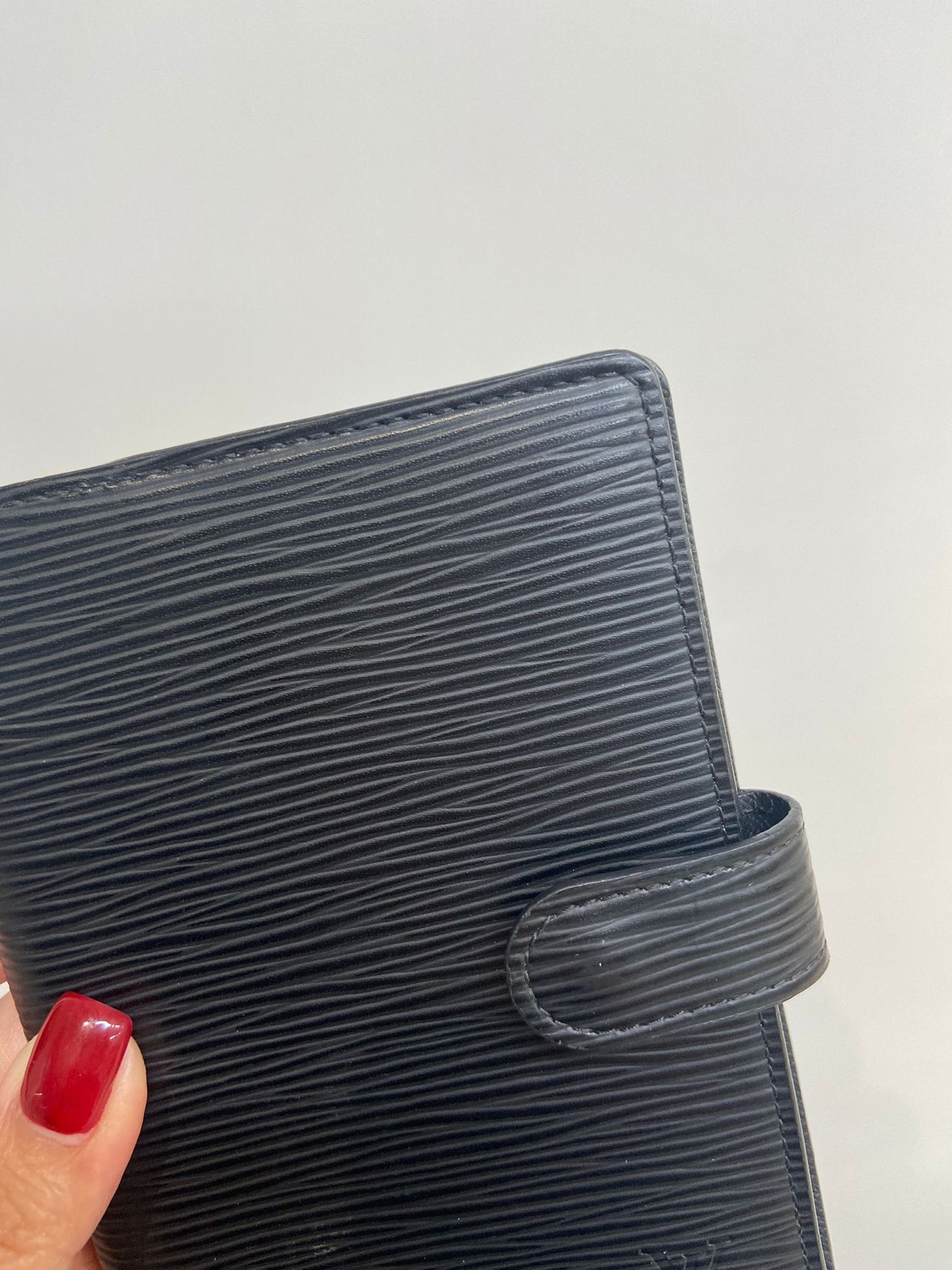 LV epi 黑色手帳
