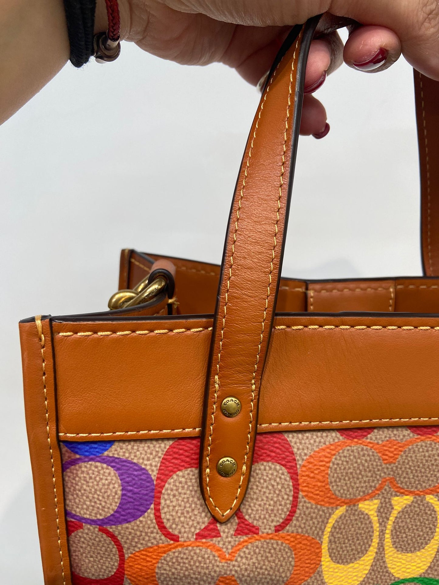 Coach 🌈彩字logo tote small