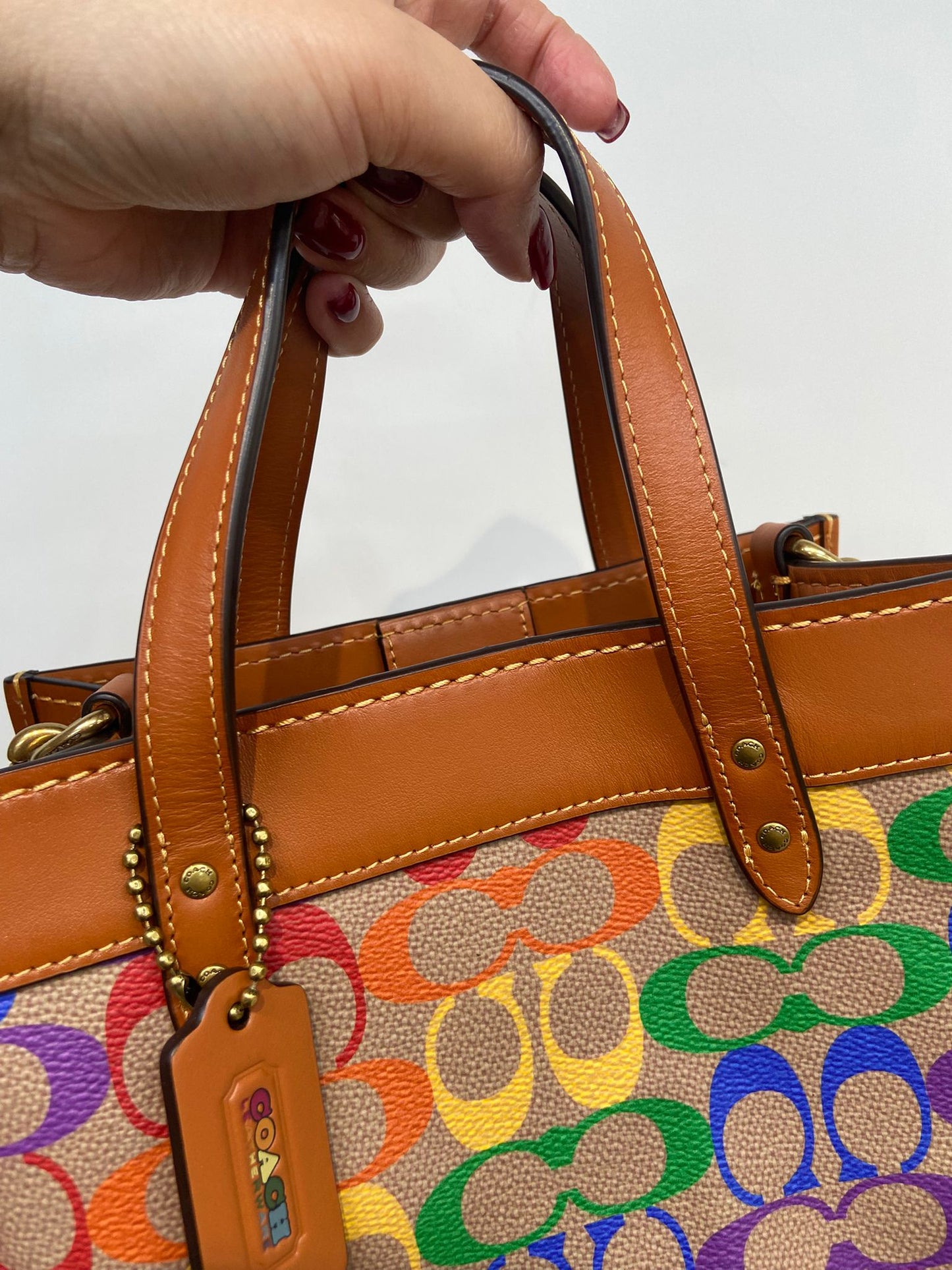 Coach 🌈彩字logo tote small