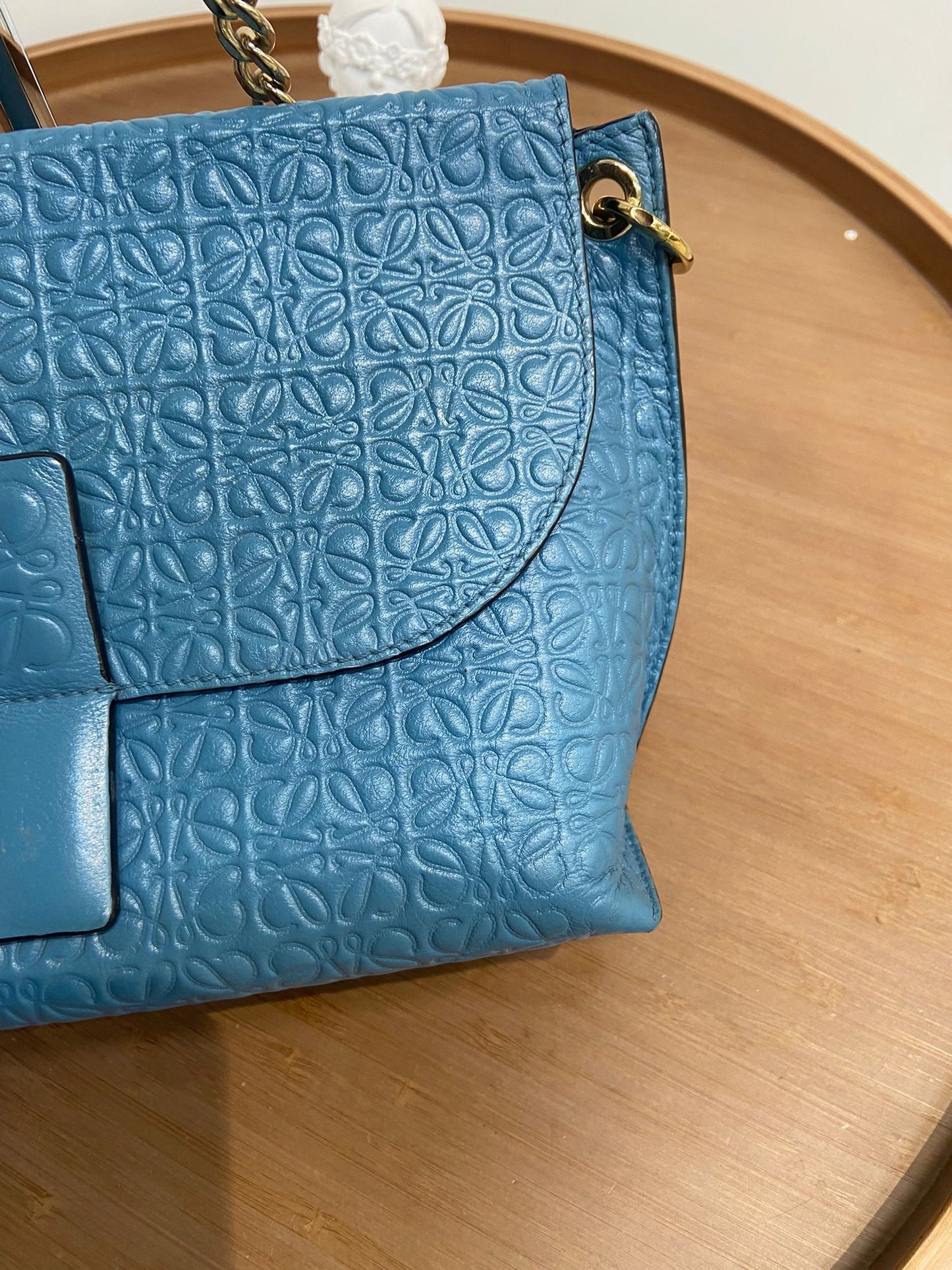 LOEWE Avenue 壓花logo鏈條袋