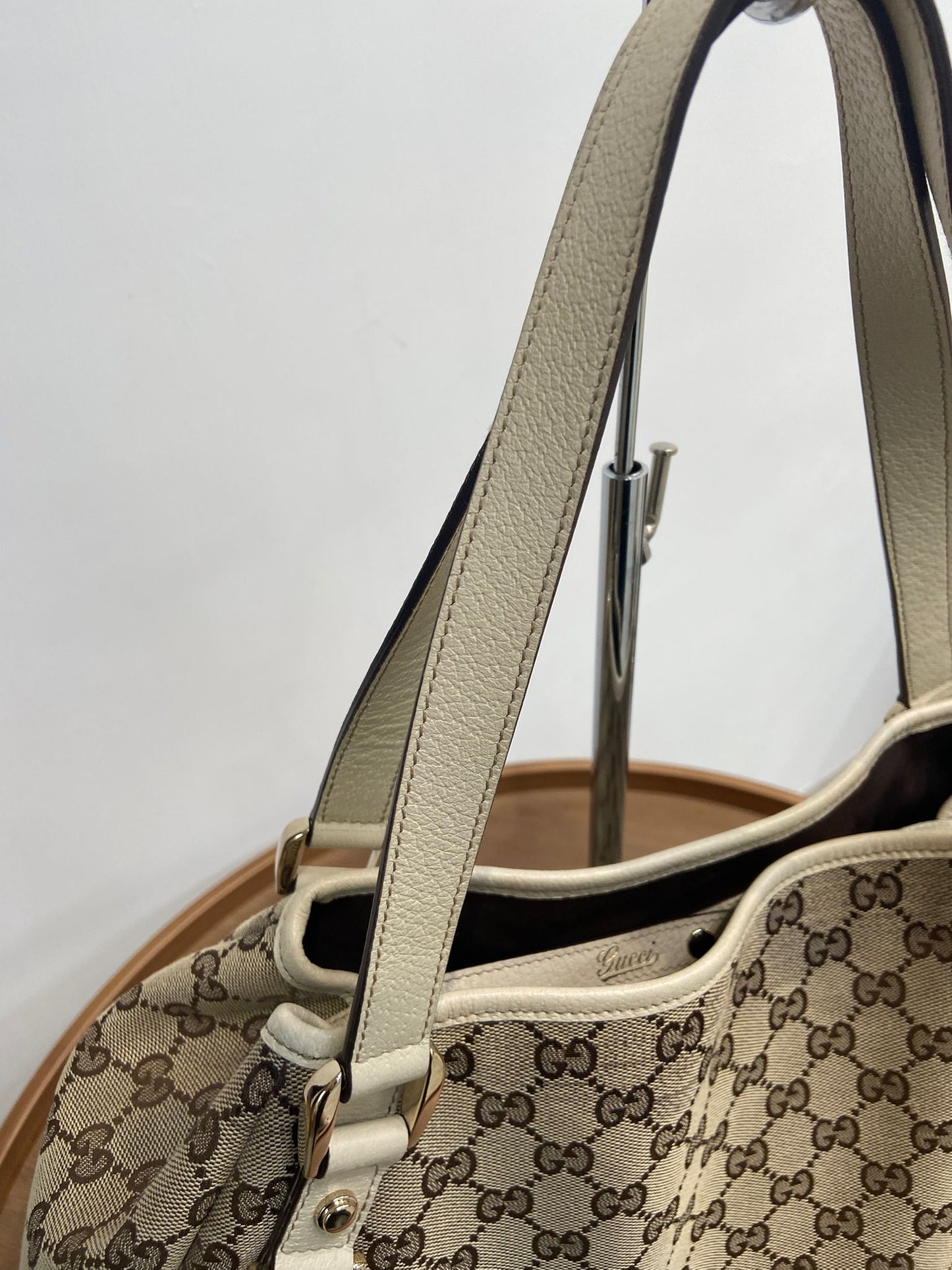 Gucci 老花單肩袋