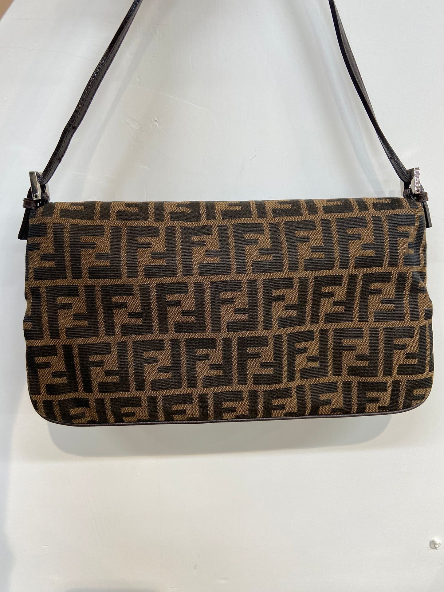 Fendi baguette 雙蓋老花法棍包