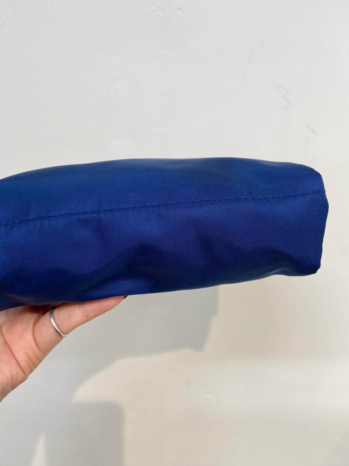 PRADA 拉鍊pouch