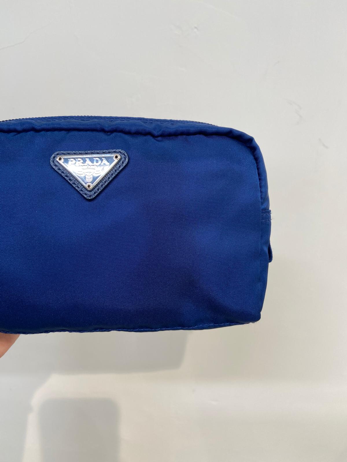 PRADA 拉鍊pouch