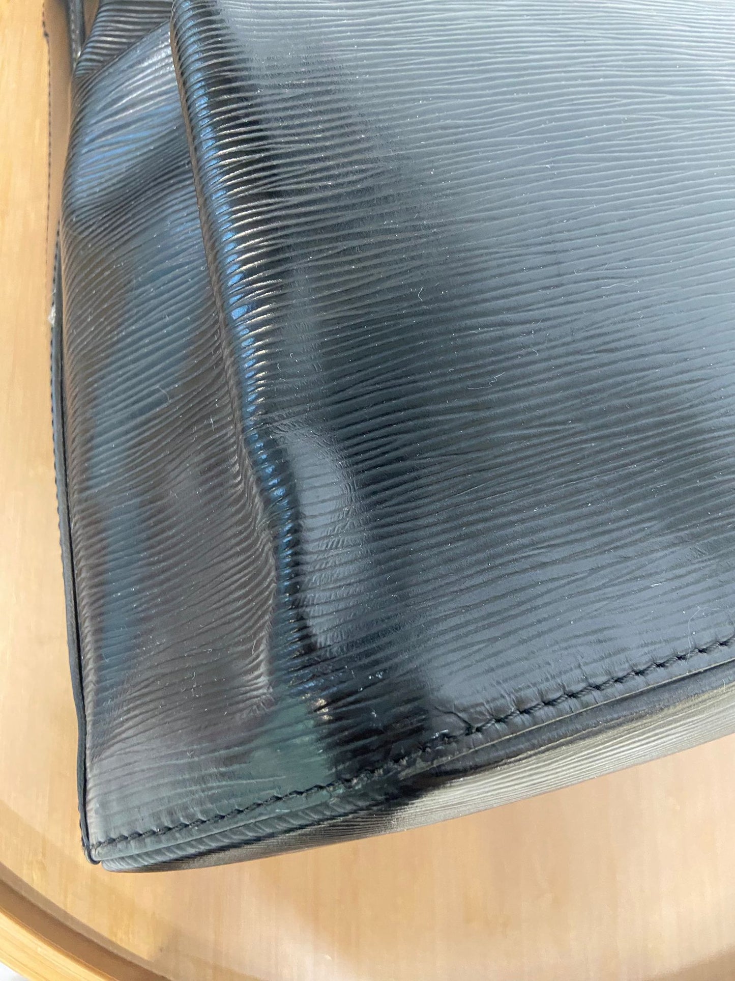 LV 水波紋EPI 水桶袋