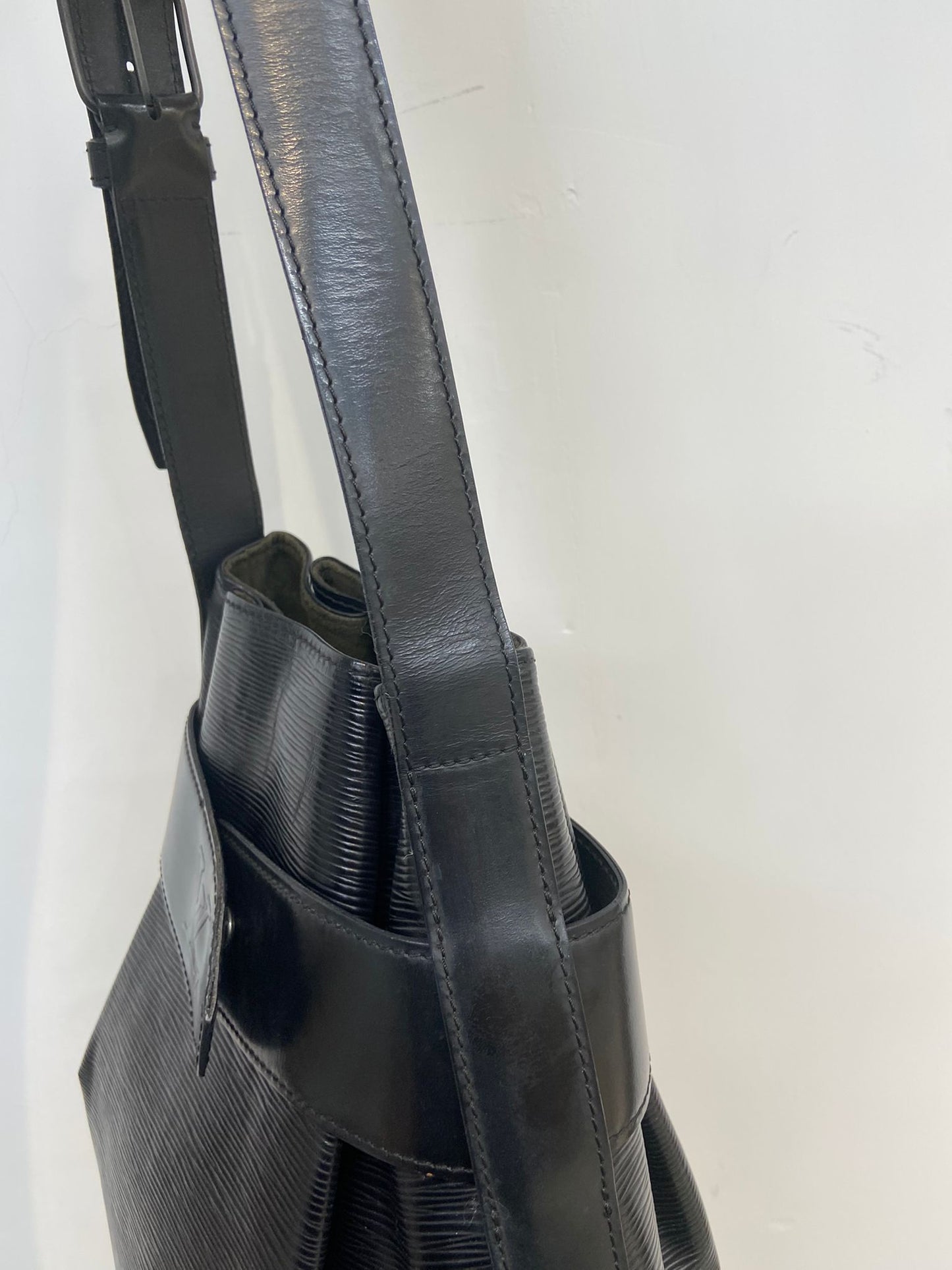 LV 水波紋EPI 水桶袋