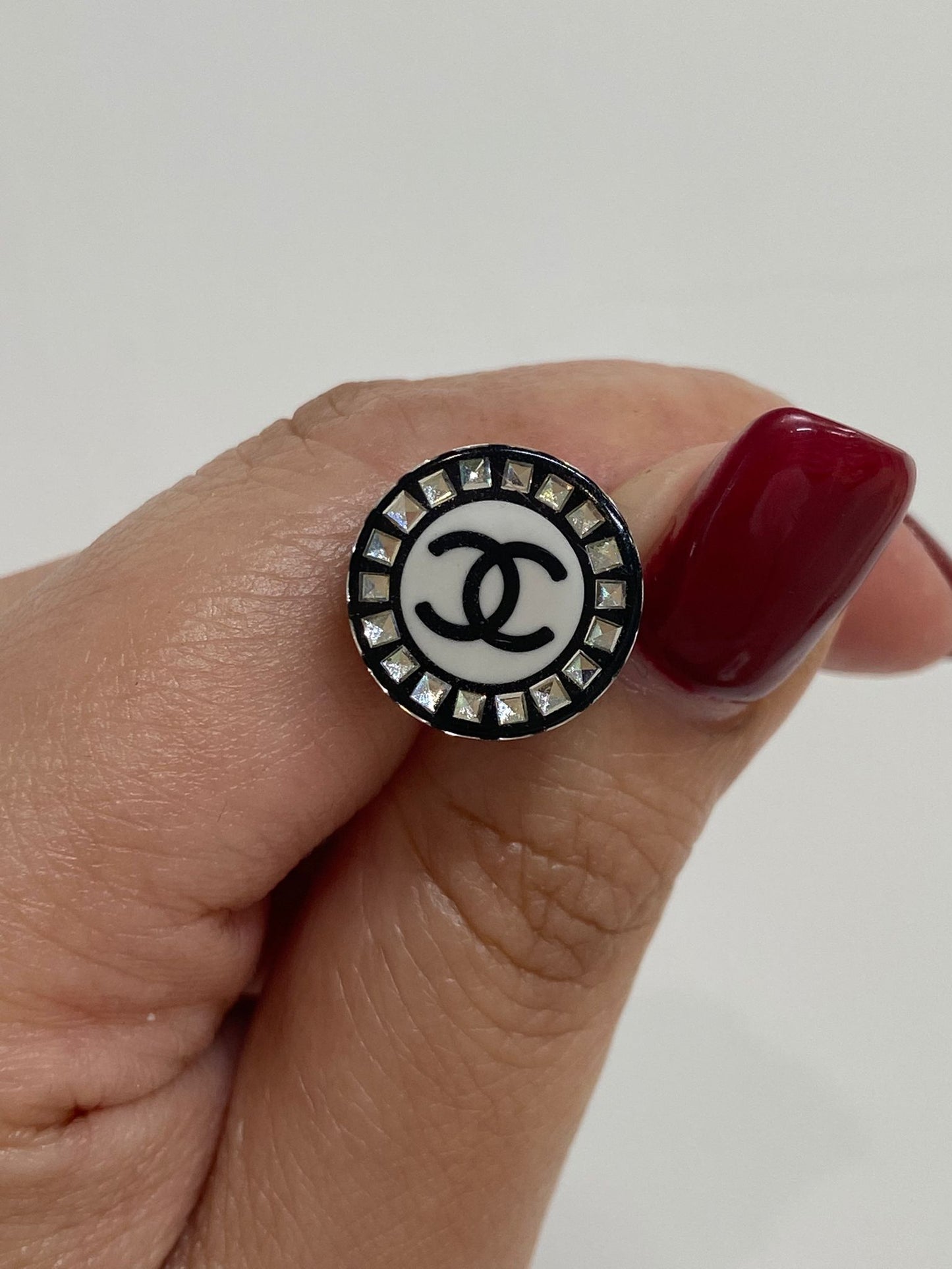CHANEL 圓形耳環