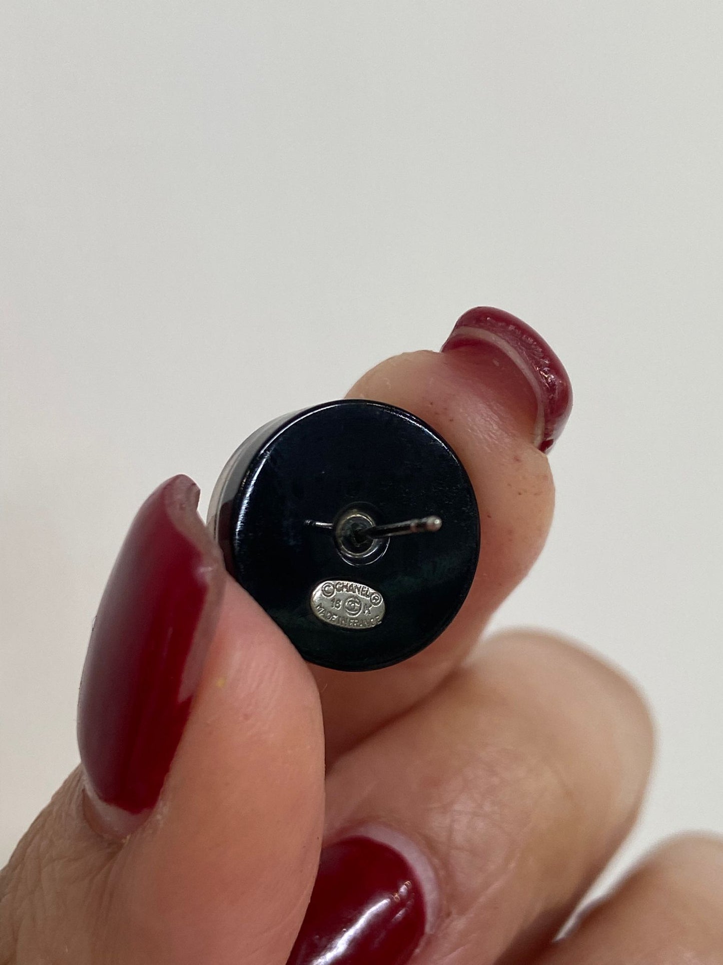CHANEL 圓形耳環
