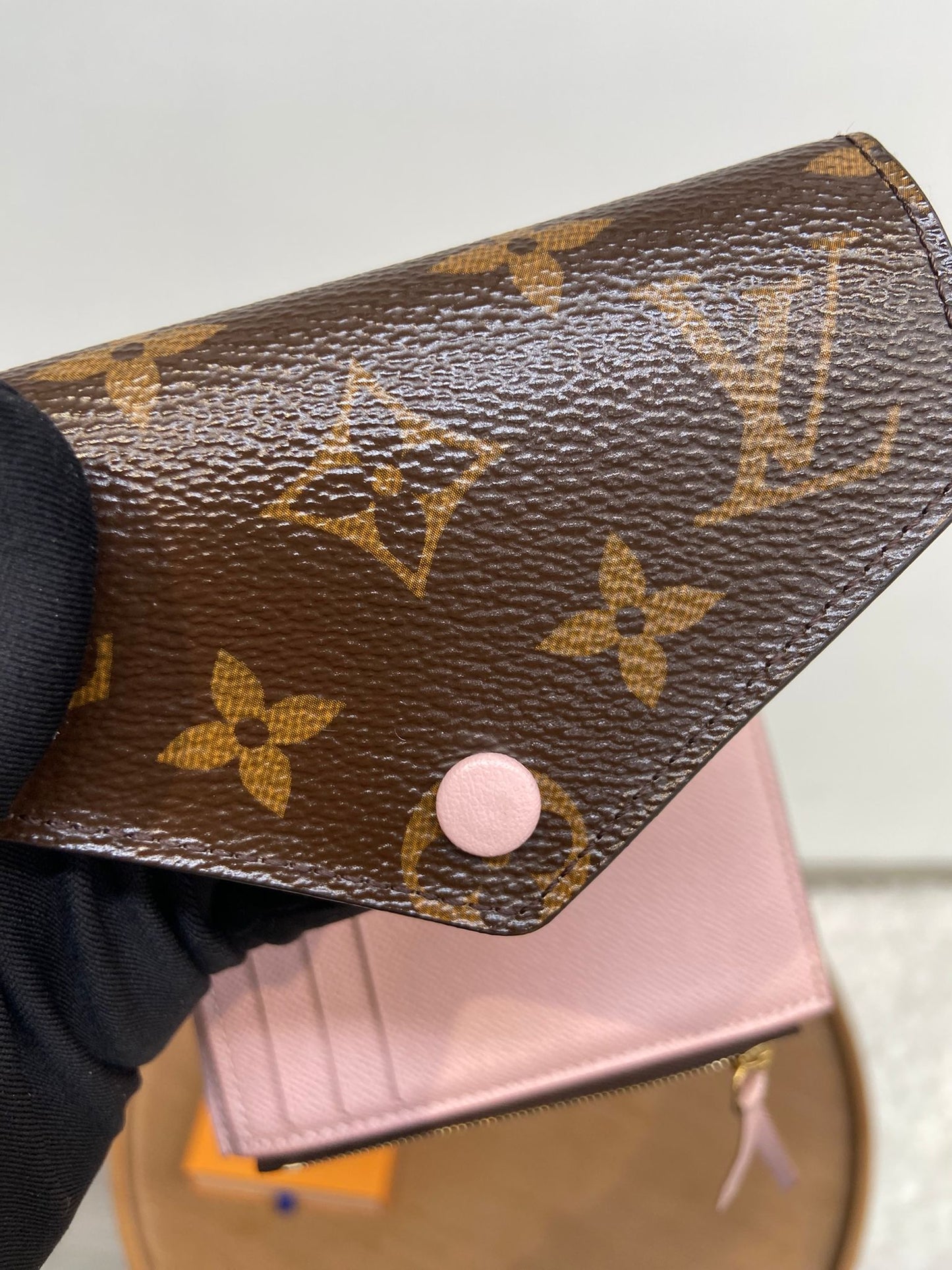 LV 老花三摺短銀包