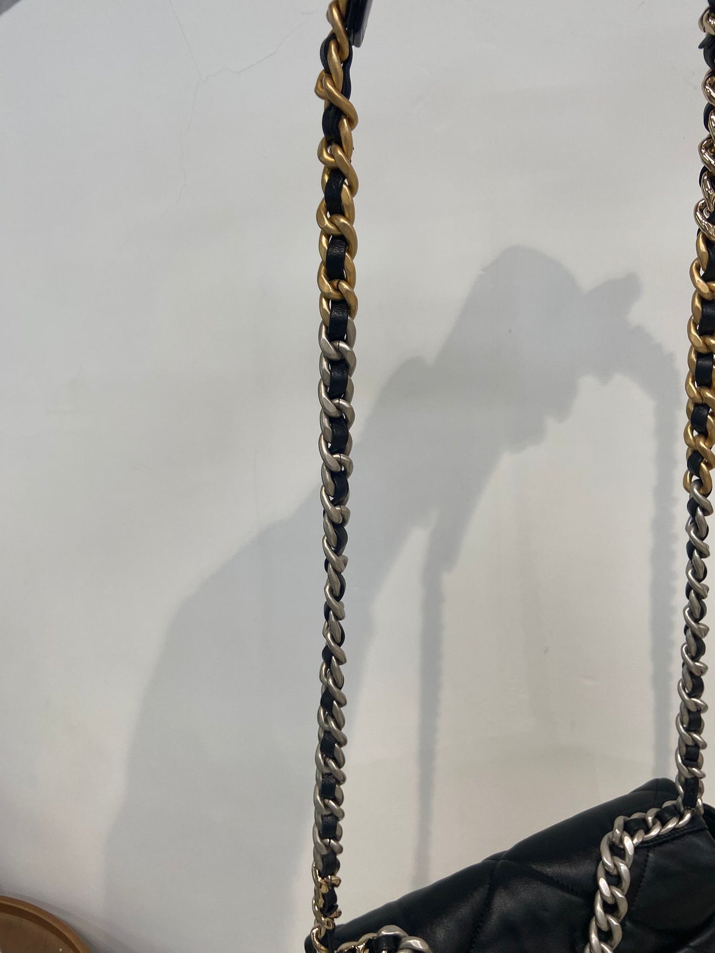 Chanel 19 small