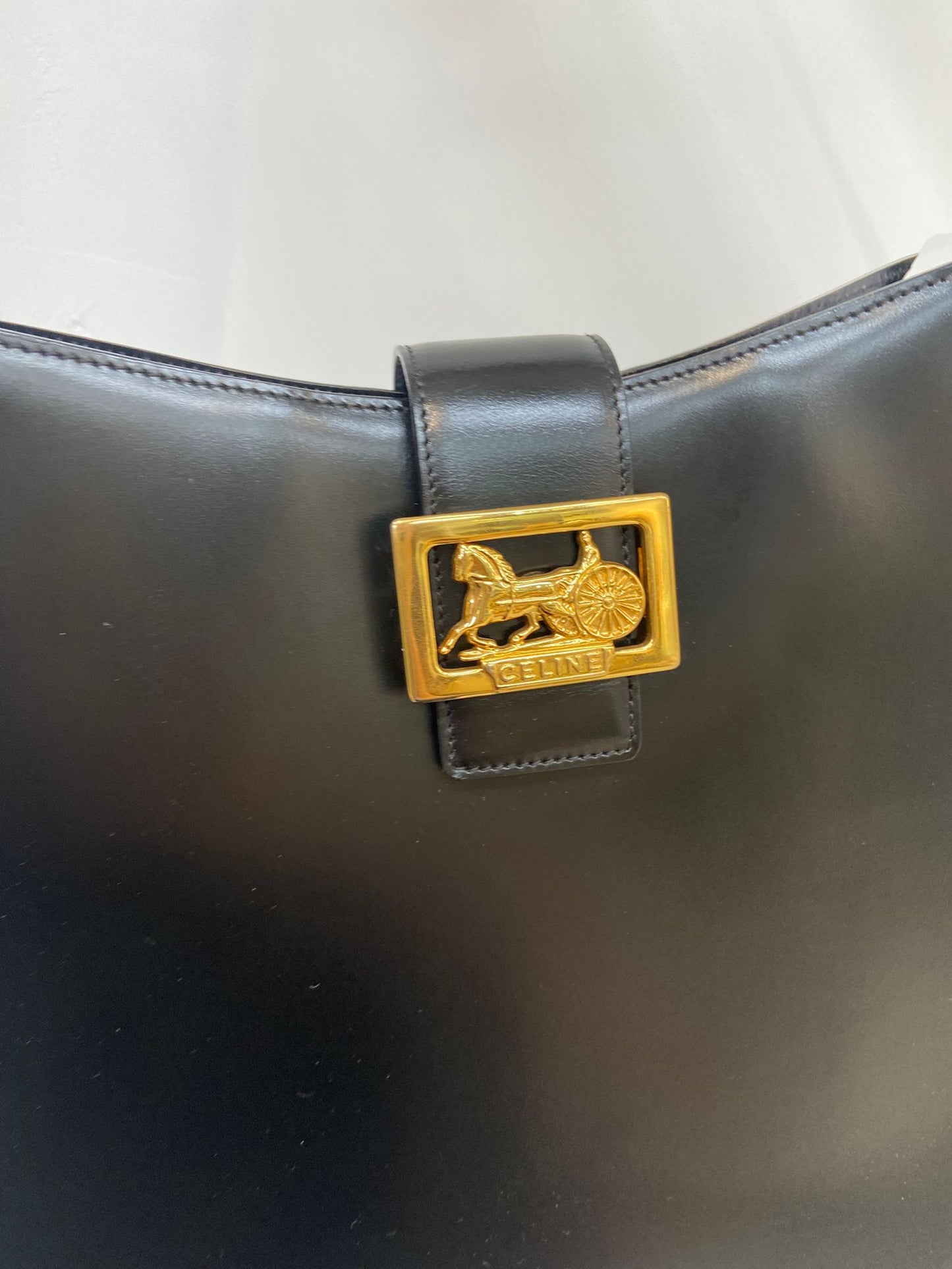 Celine 馬車扣單肩袋