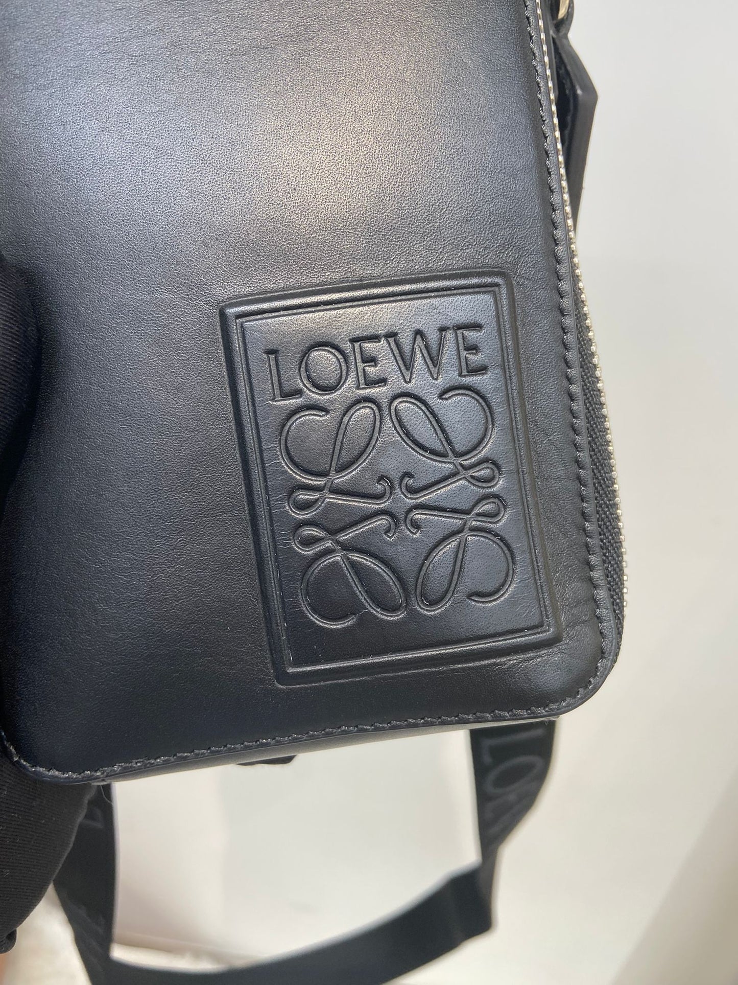 Loewe vertical bag