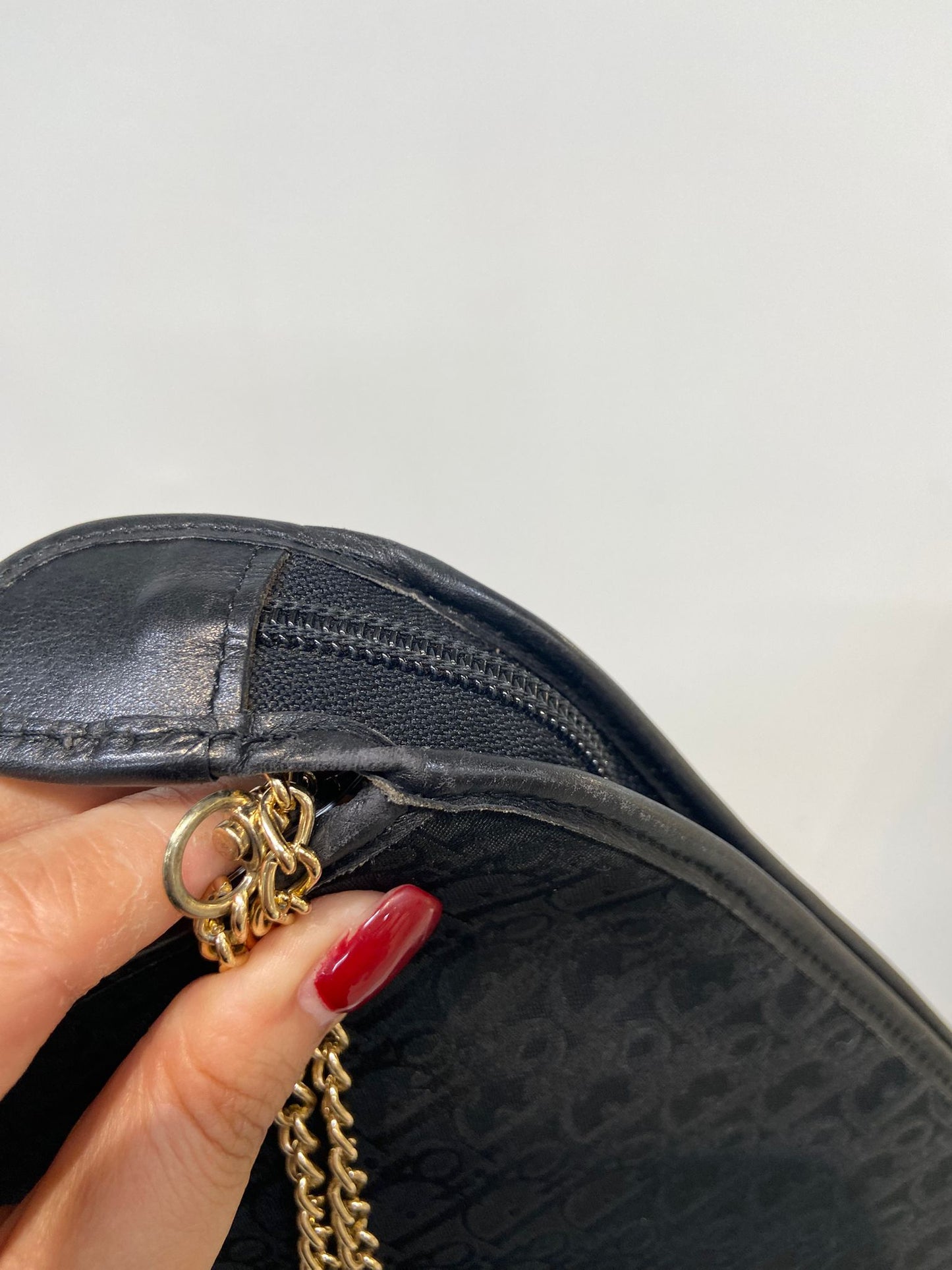 Dior pouch