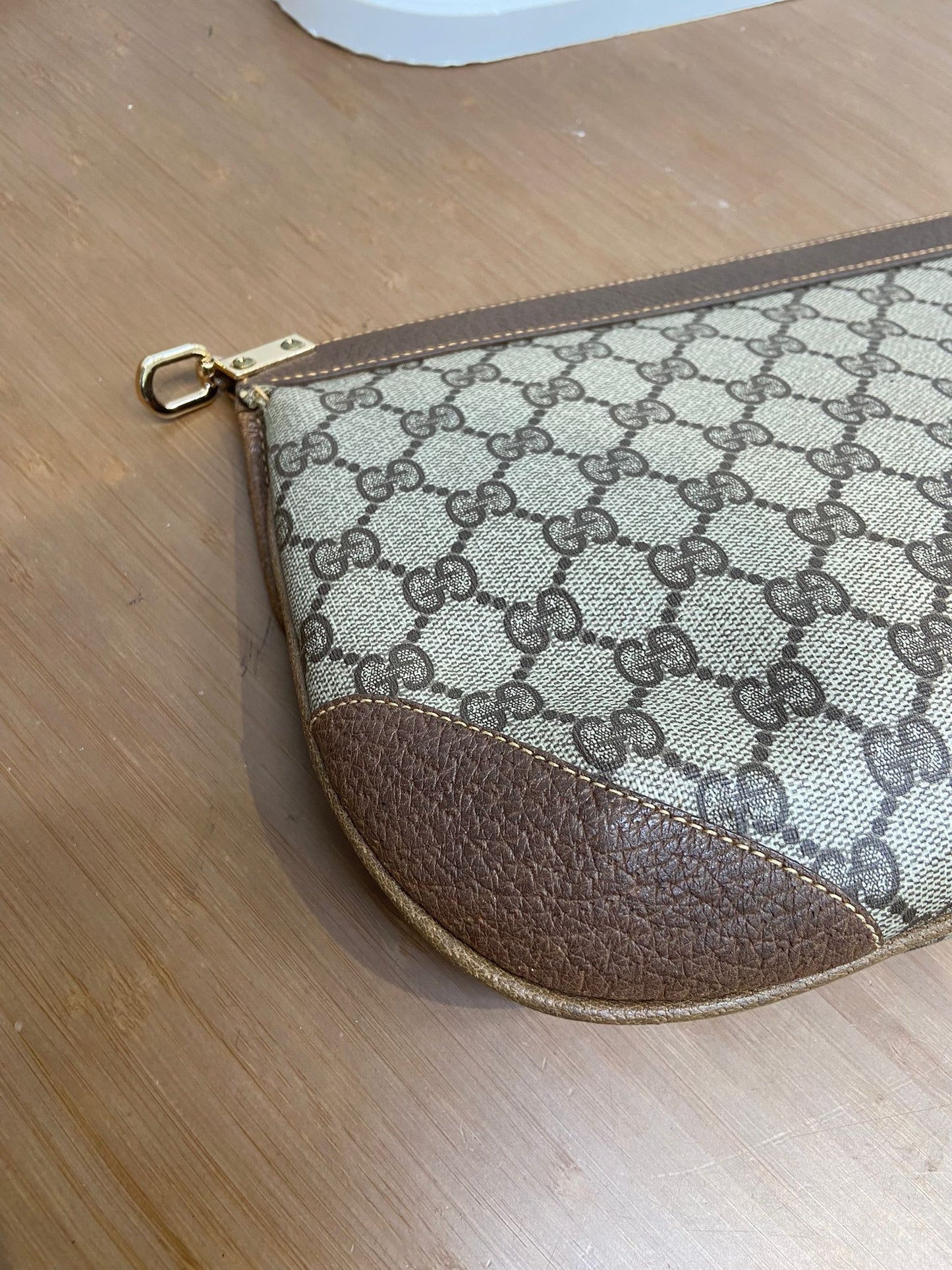 Gucci 老花餃子型 手拎包
