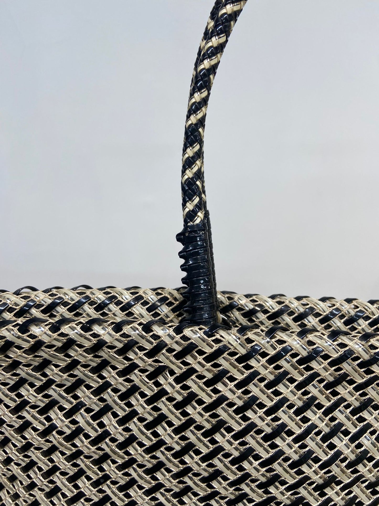 Anteprima tote