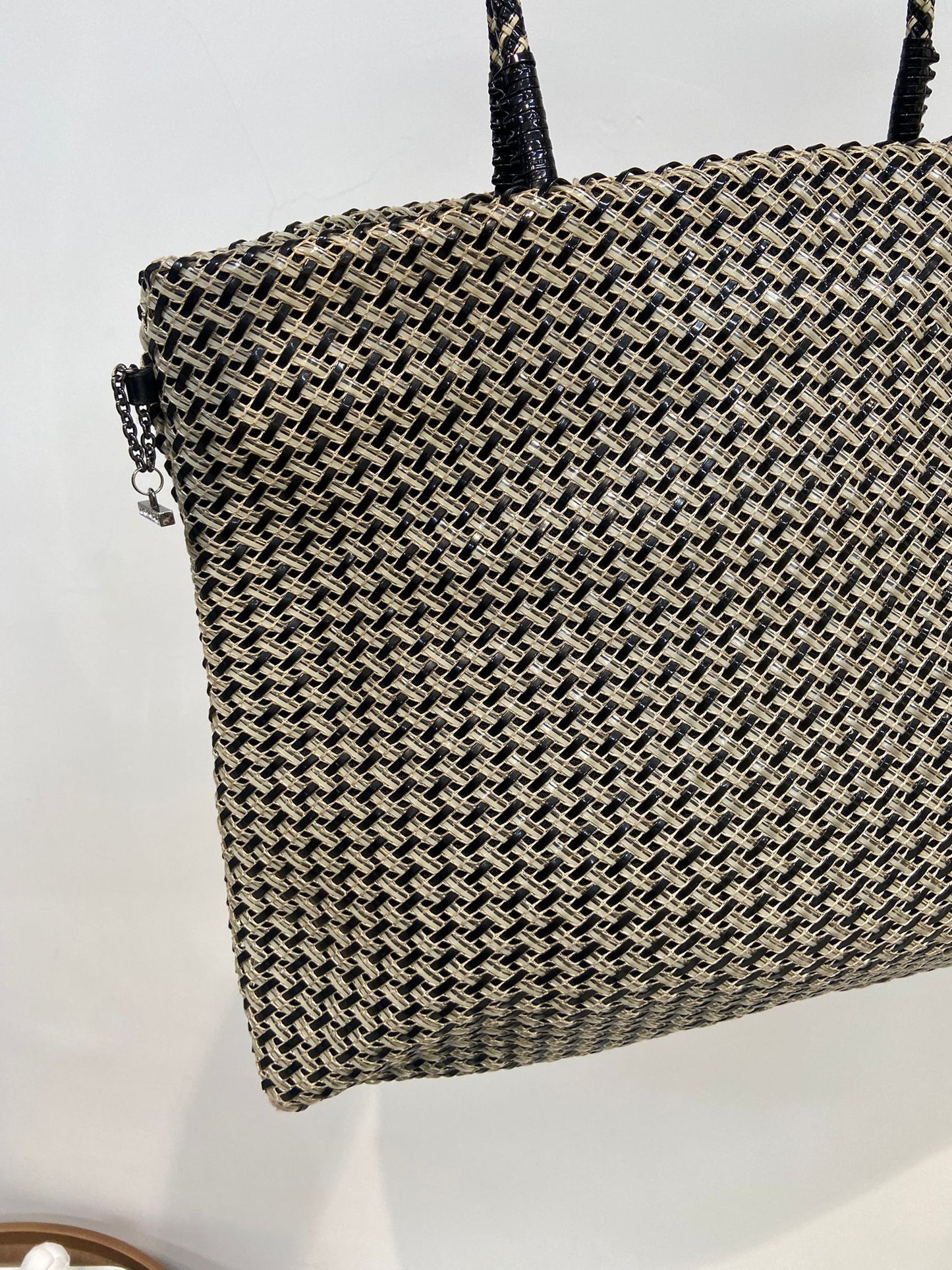 Anteprima tote