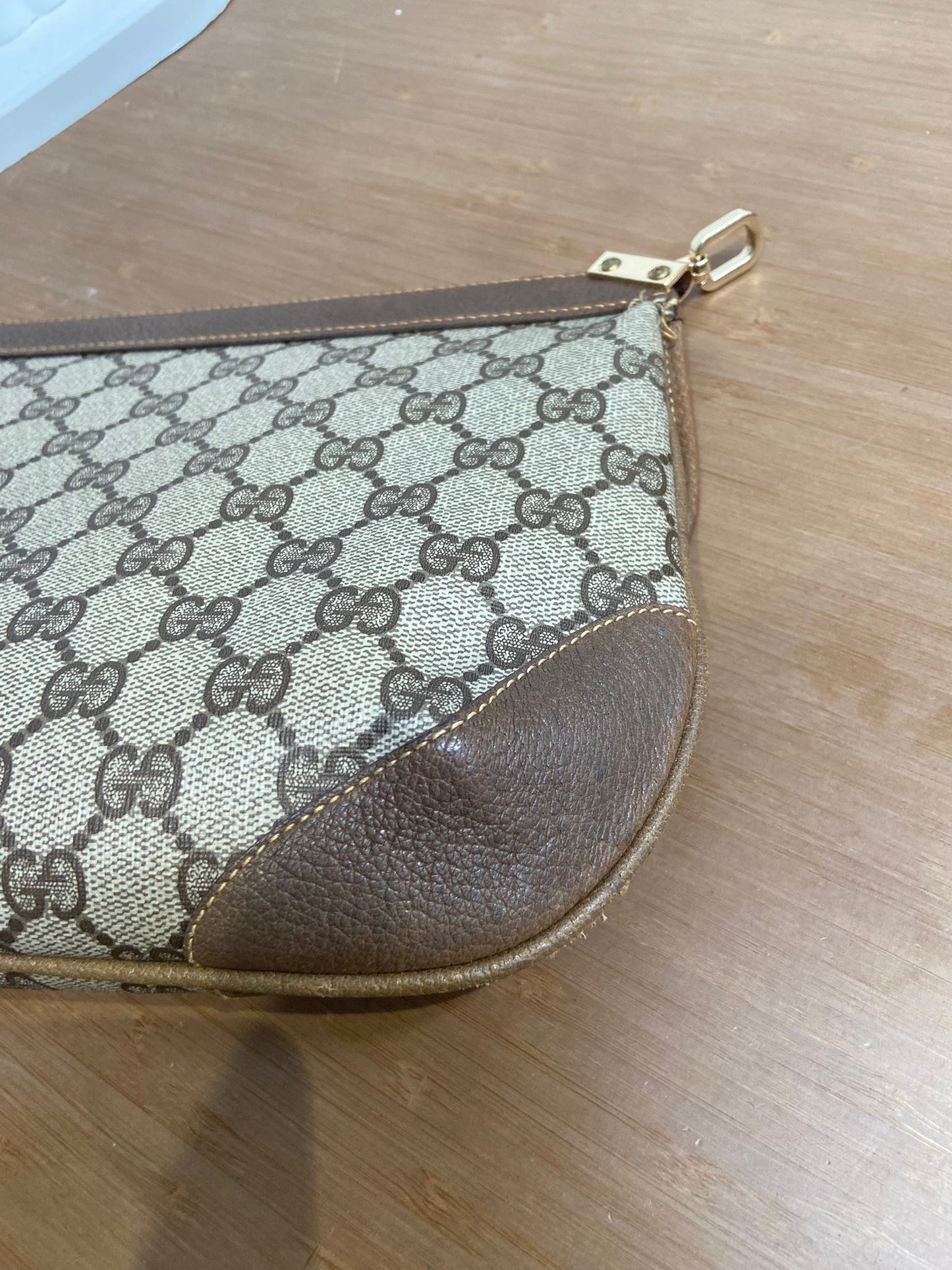 Gucci 老花餃子型 手拎包