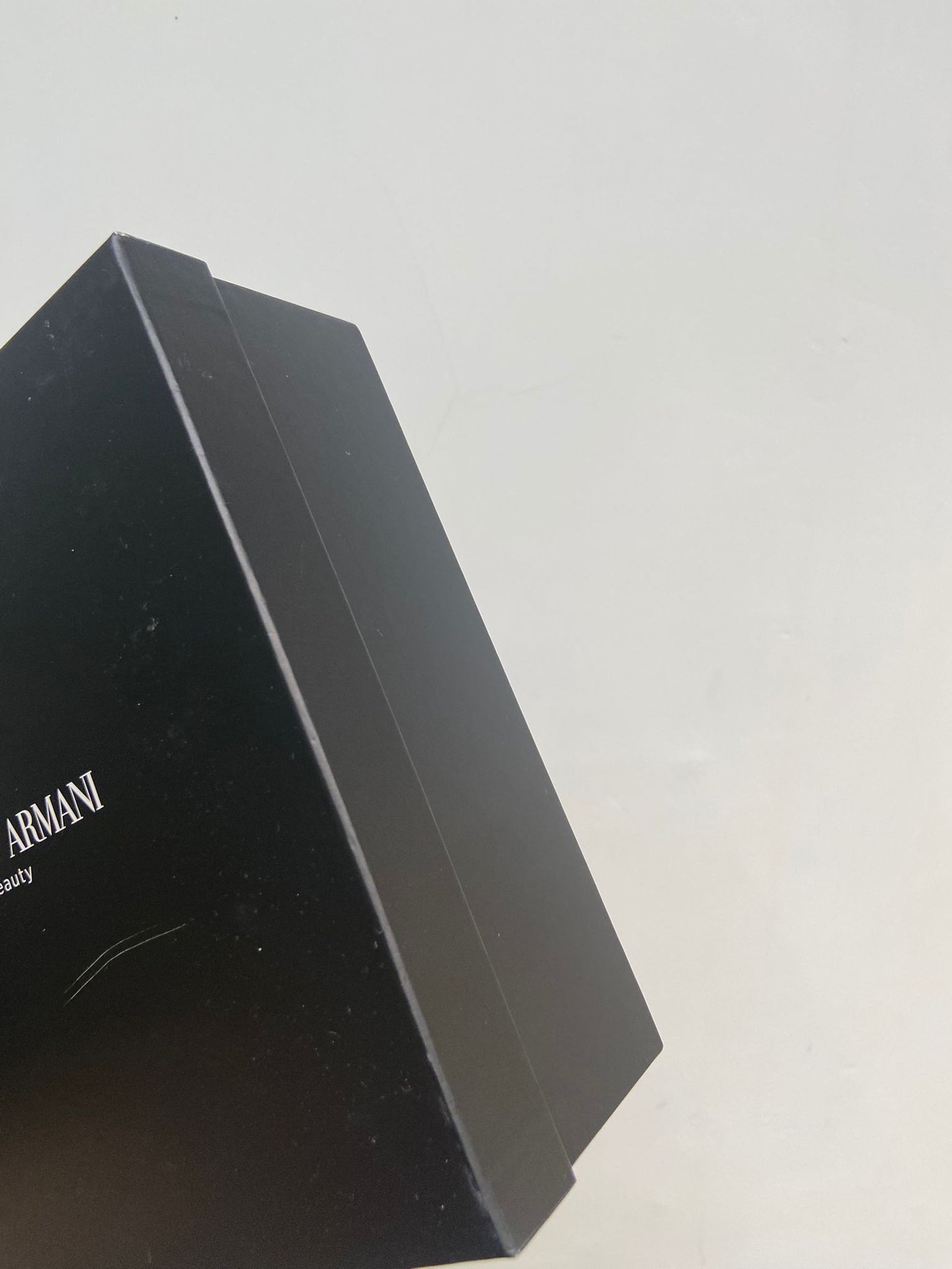 Armani beauty 絲絨圓餅包