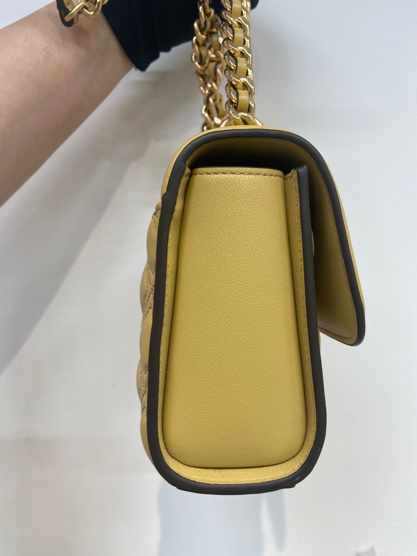 Tory Burch 奶黃色 鏈條袋