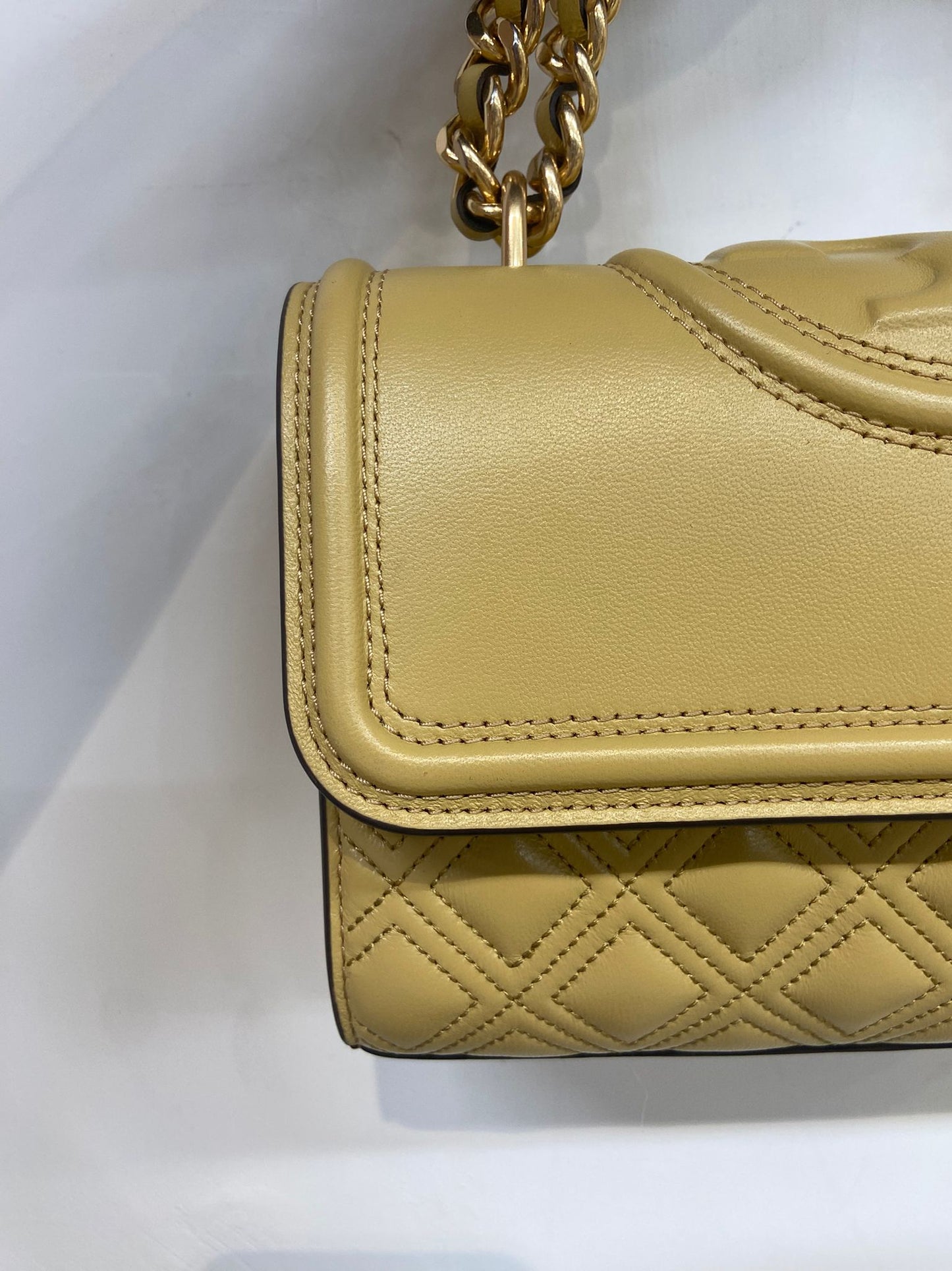 Tory Burch 奶黃色 鏈條袋