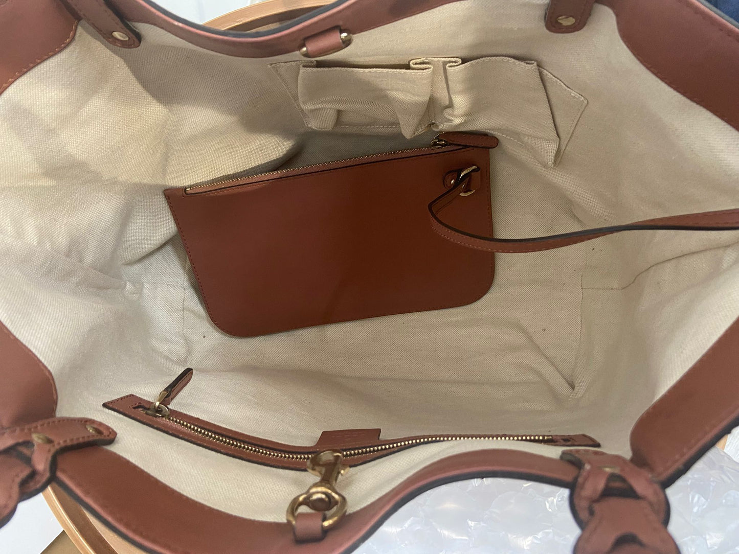 GUCCI 壓花 牛皮單肩包