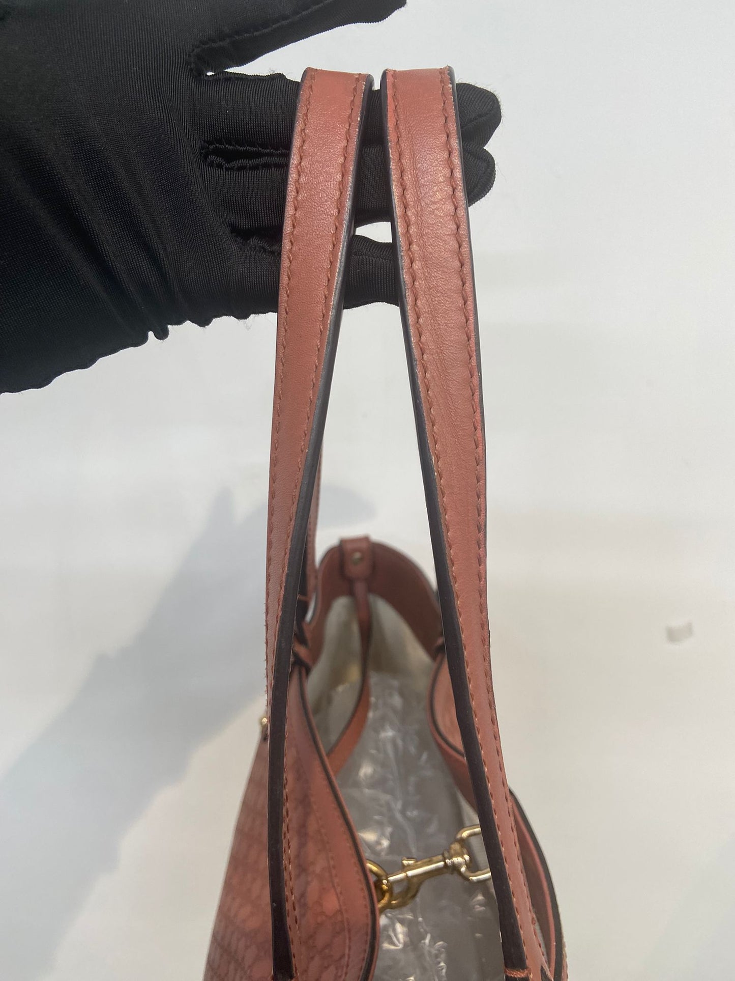 GUCCI 壓花 牛皮單肩包