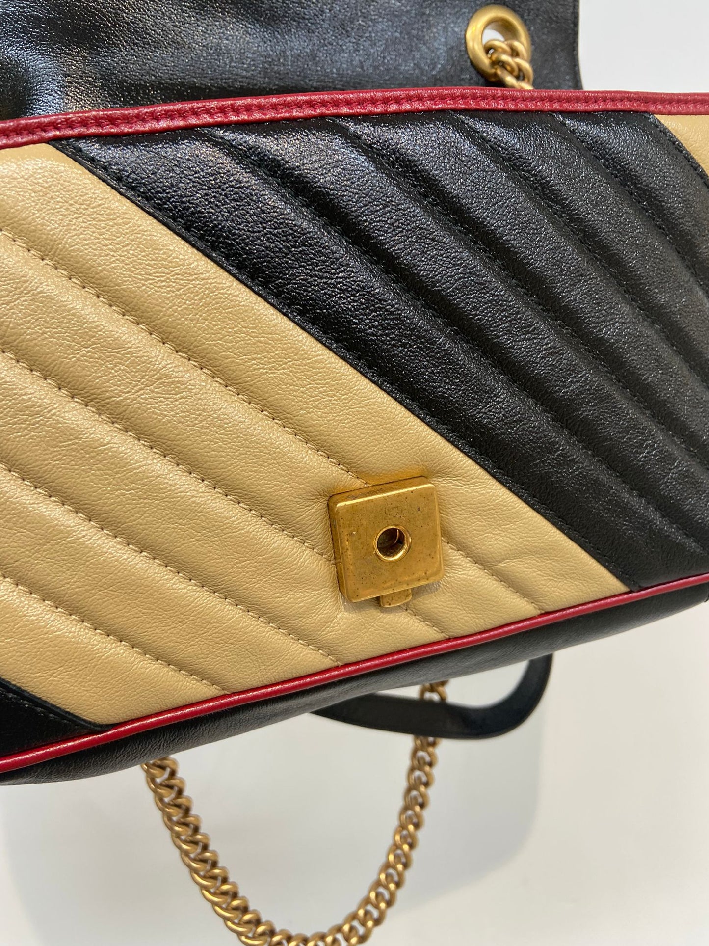 GUCCI Marmont 26