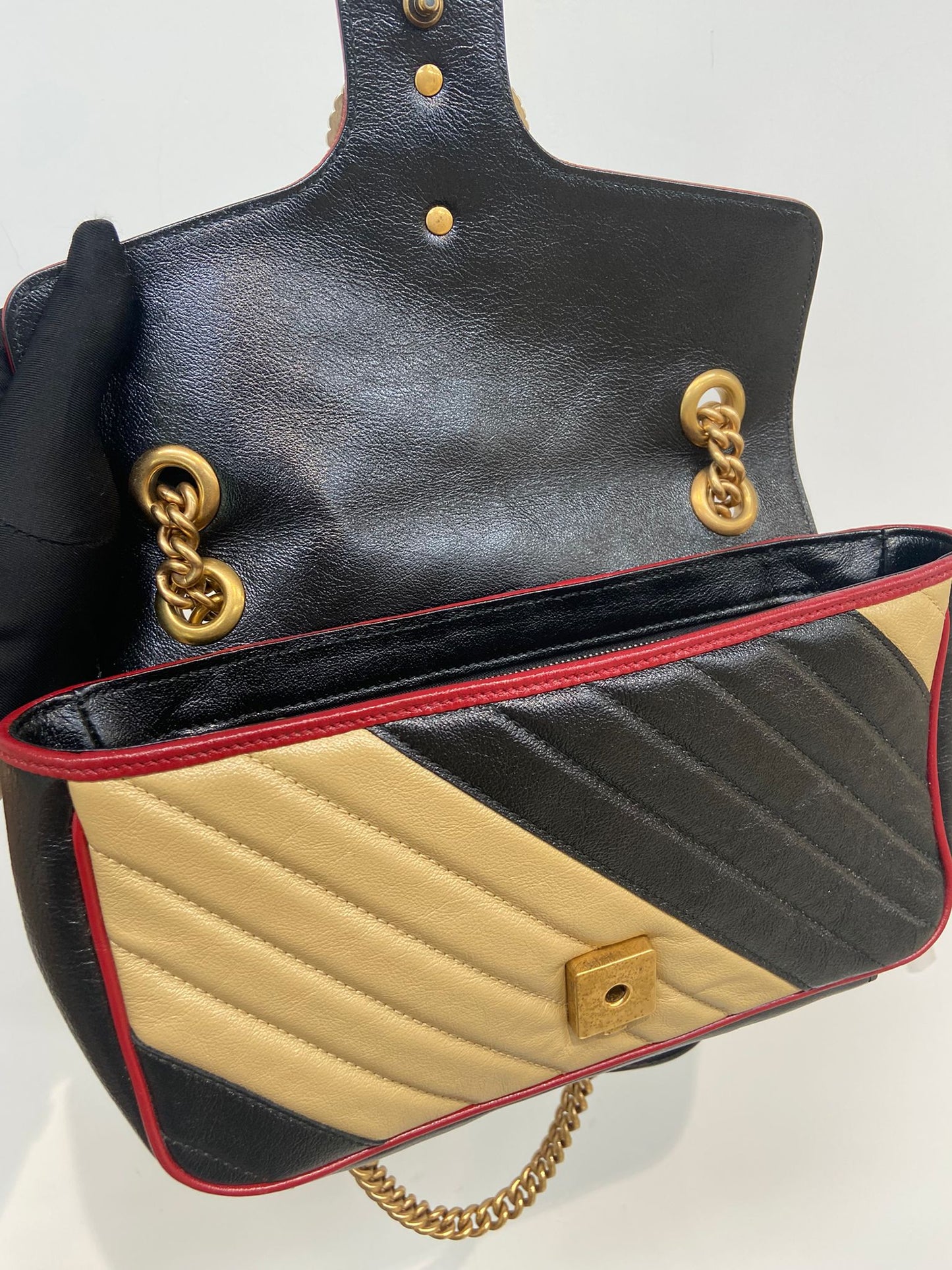 GUCCI Marmont 26
