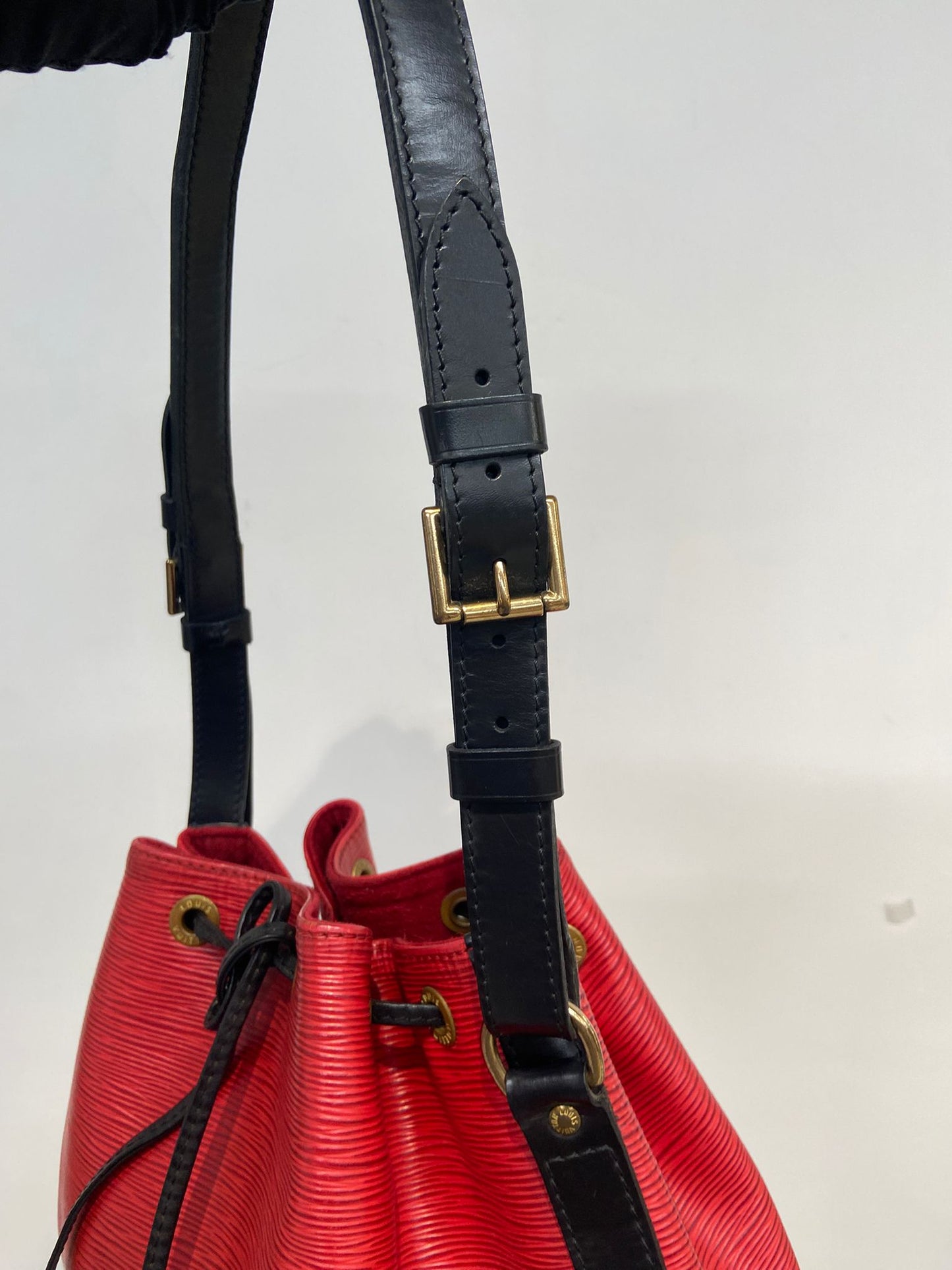 LV EPI拼色水桶袋