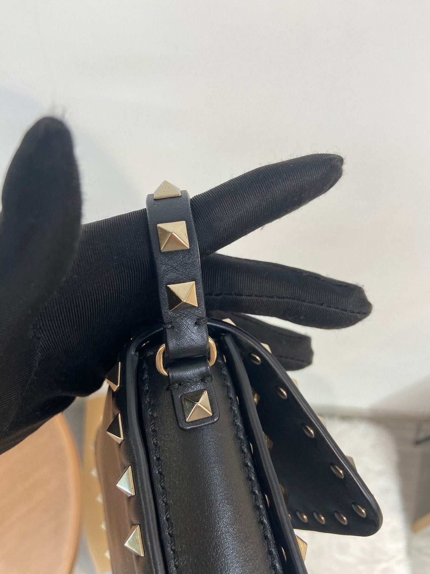 Valentino 黑色斜孭袋