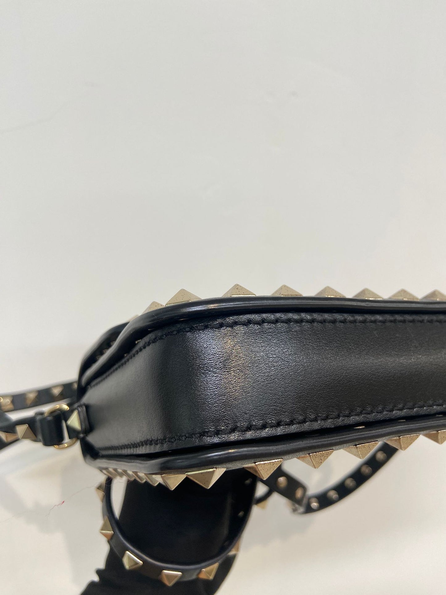 Valentino 黑色斜孭袋