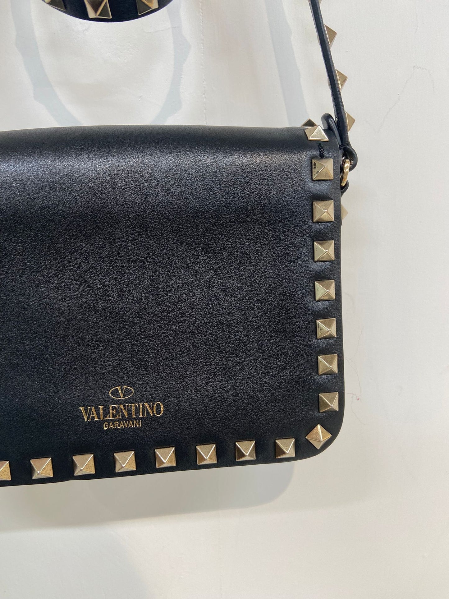 Valentino 黑色斜孭袋