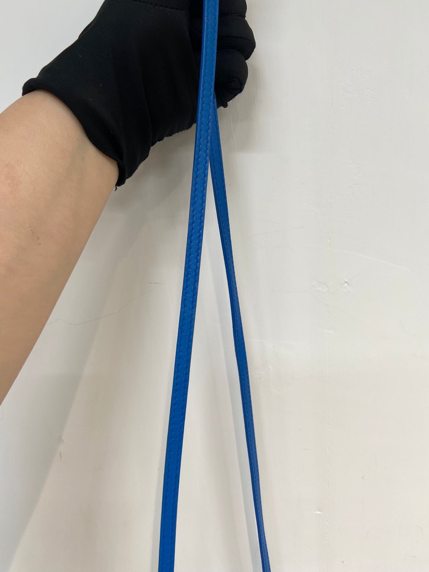 Balenciaga帆布配皮斜孭袋