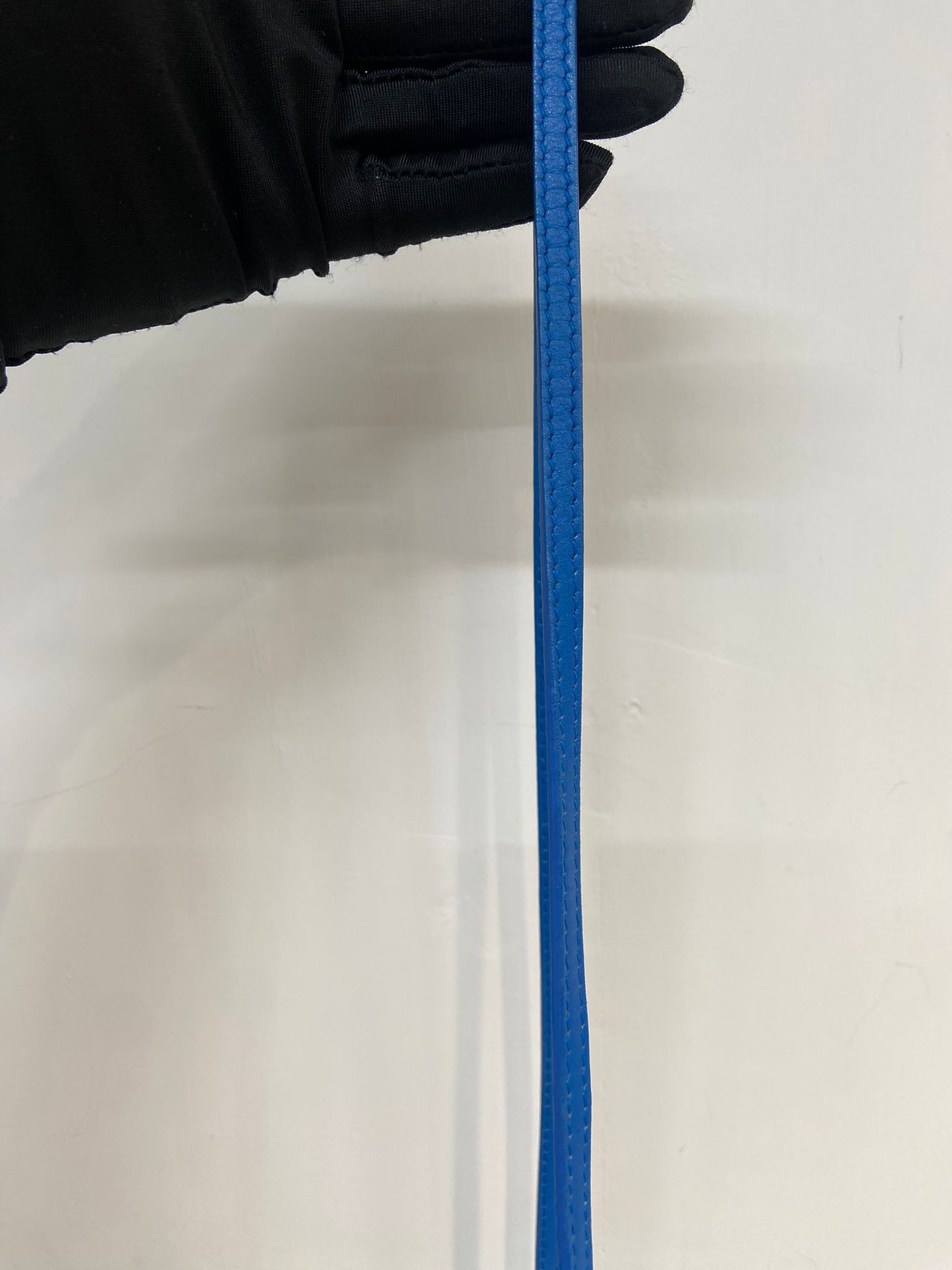 Balenciaga帆布配皮斜孭袋