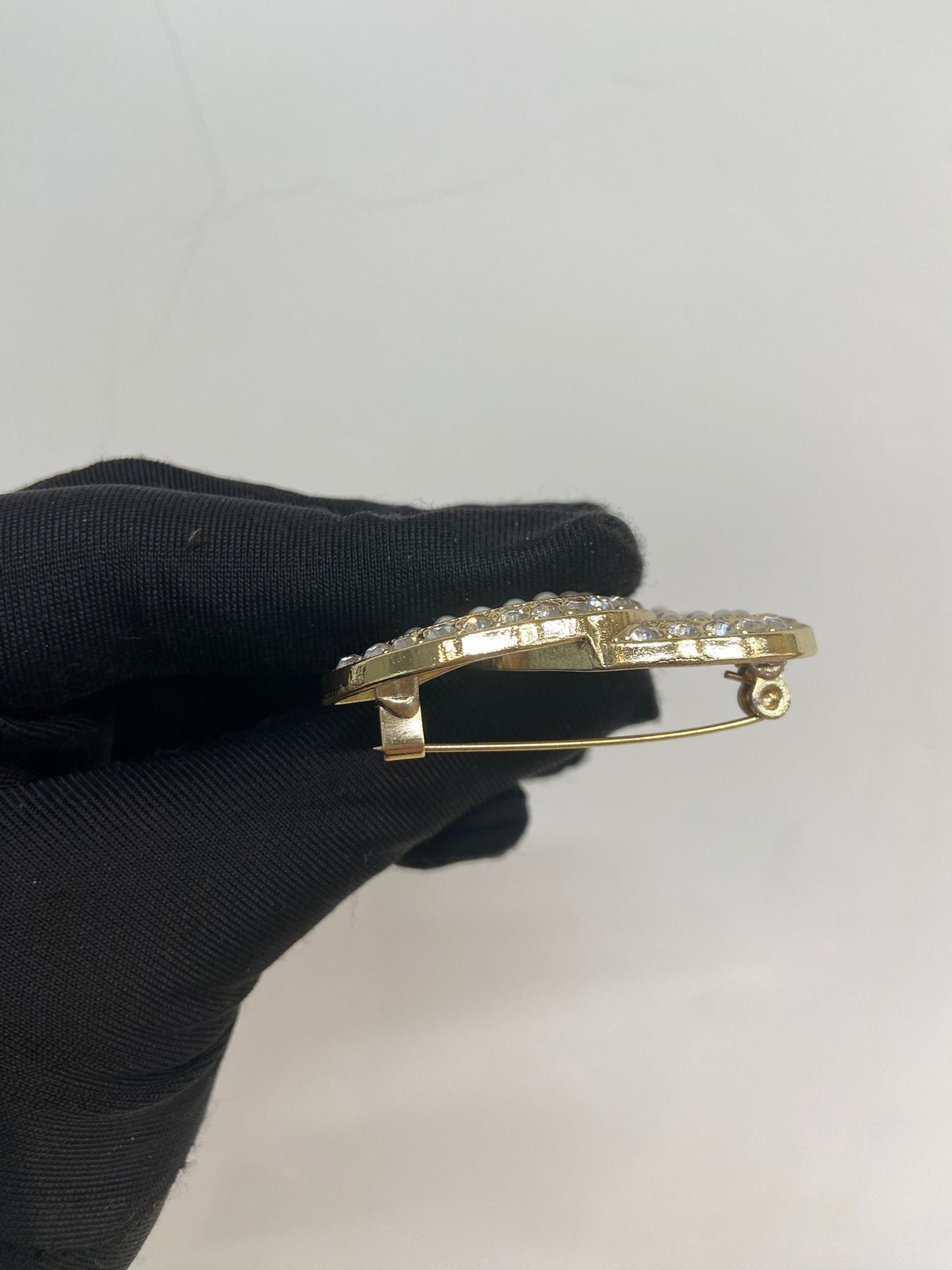 Chanel brooch 心口針