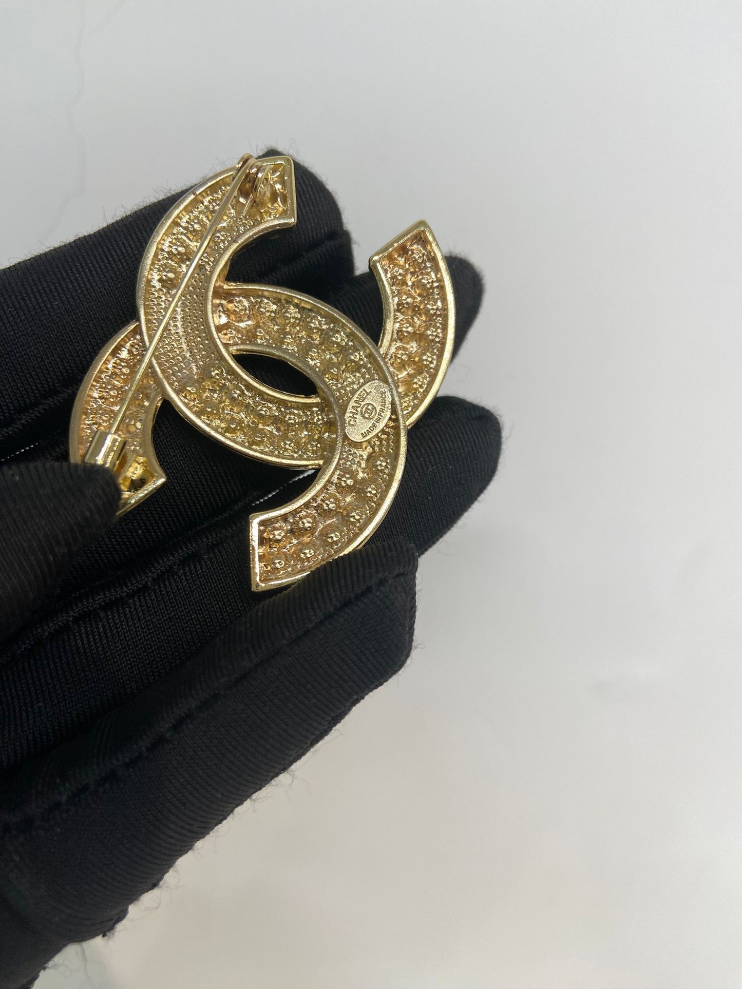 Chanel brooch 心口針