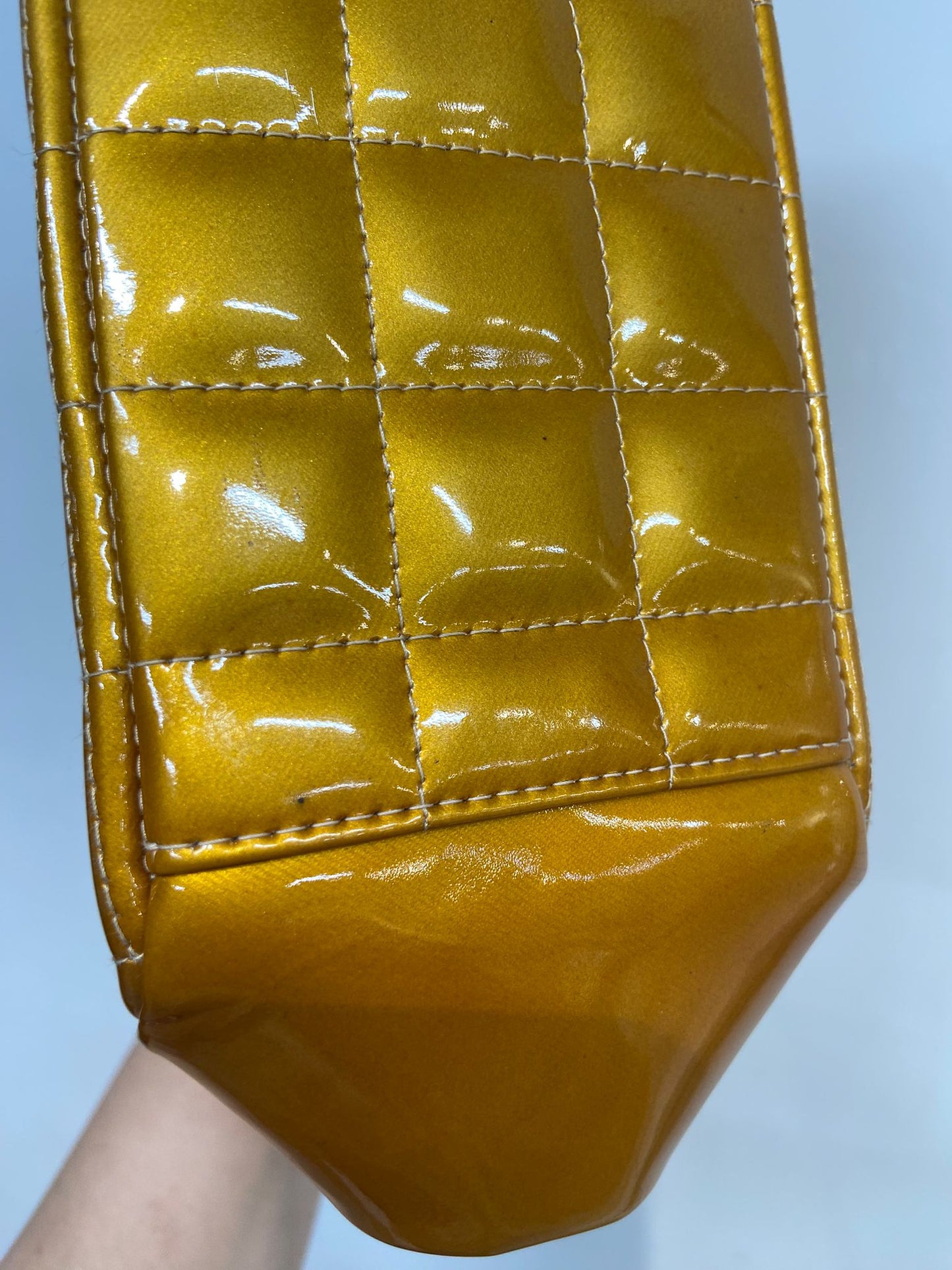 Chanel 漆皮手挽 腋下包