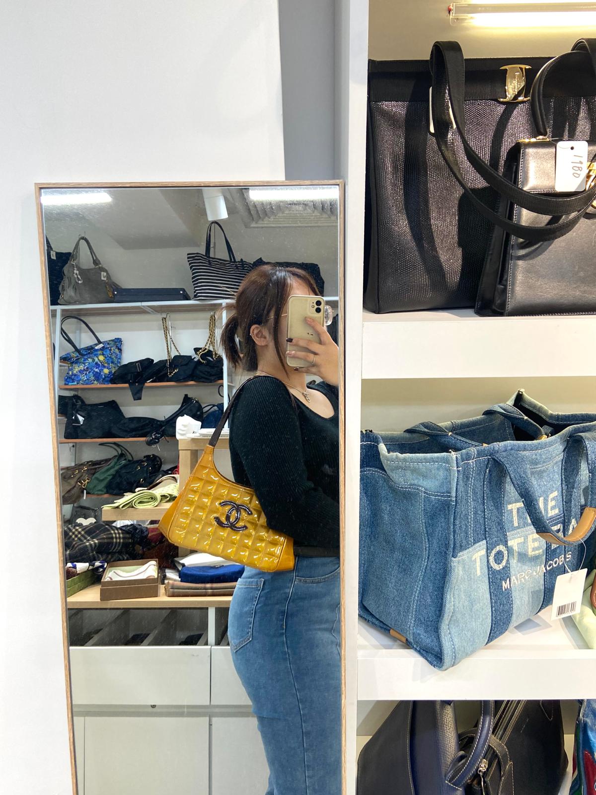 Chanel 漆皮手挽 腋下包