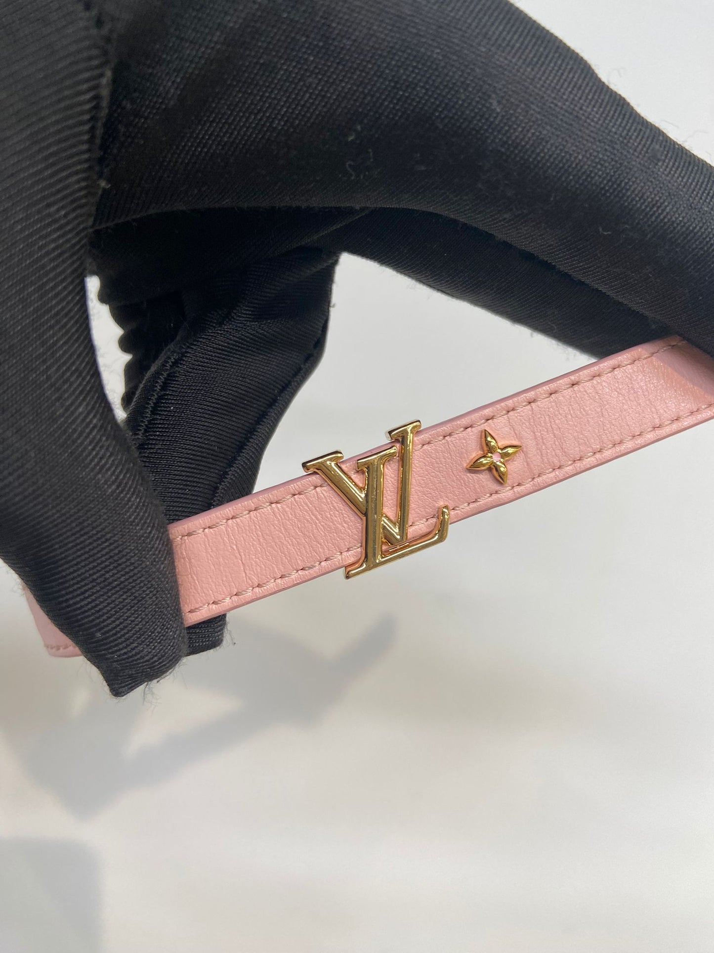 LV 金扣 粉色 手帶