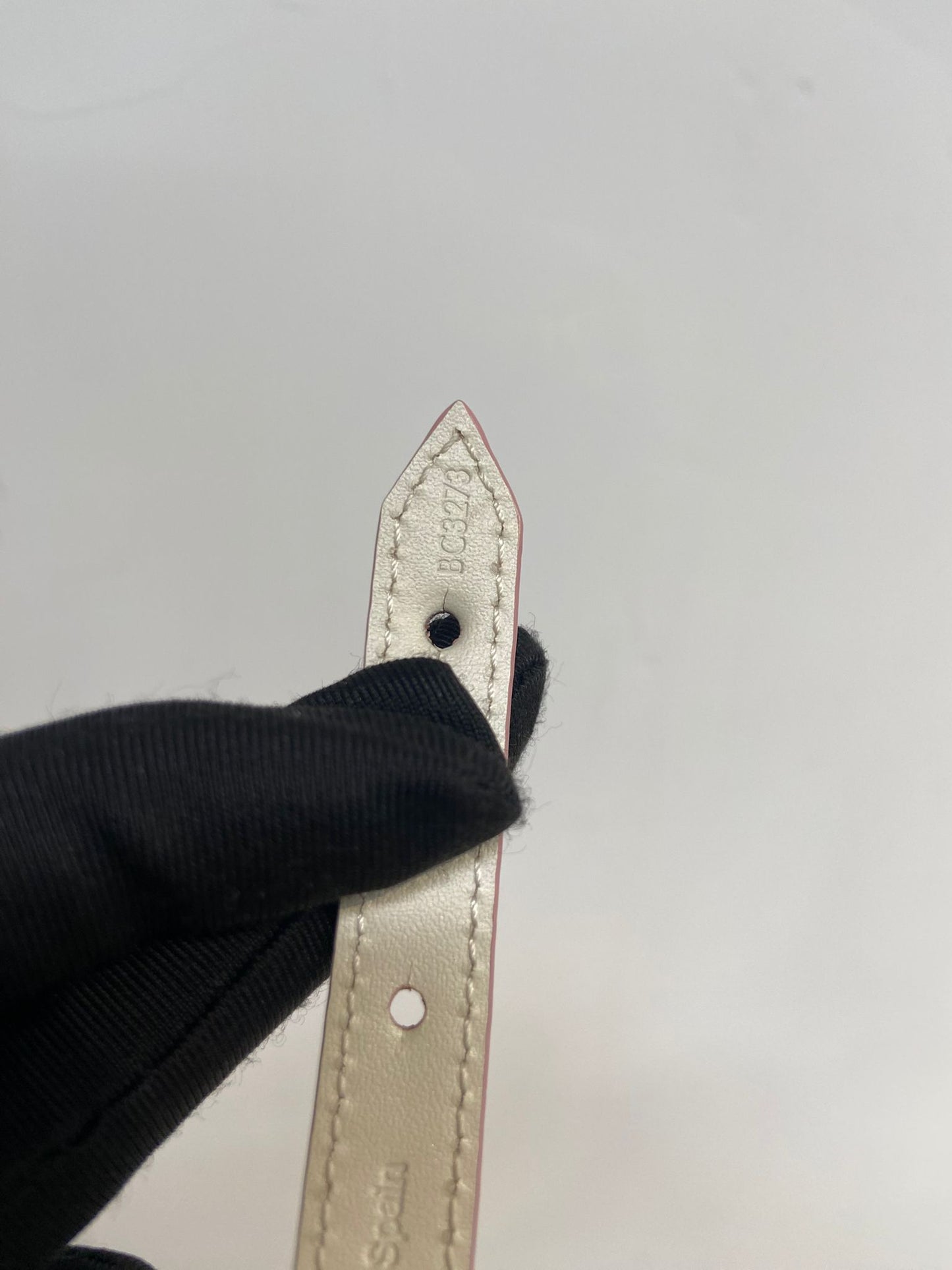 LV 金扣 粉色 手帶