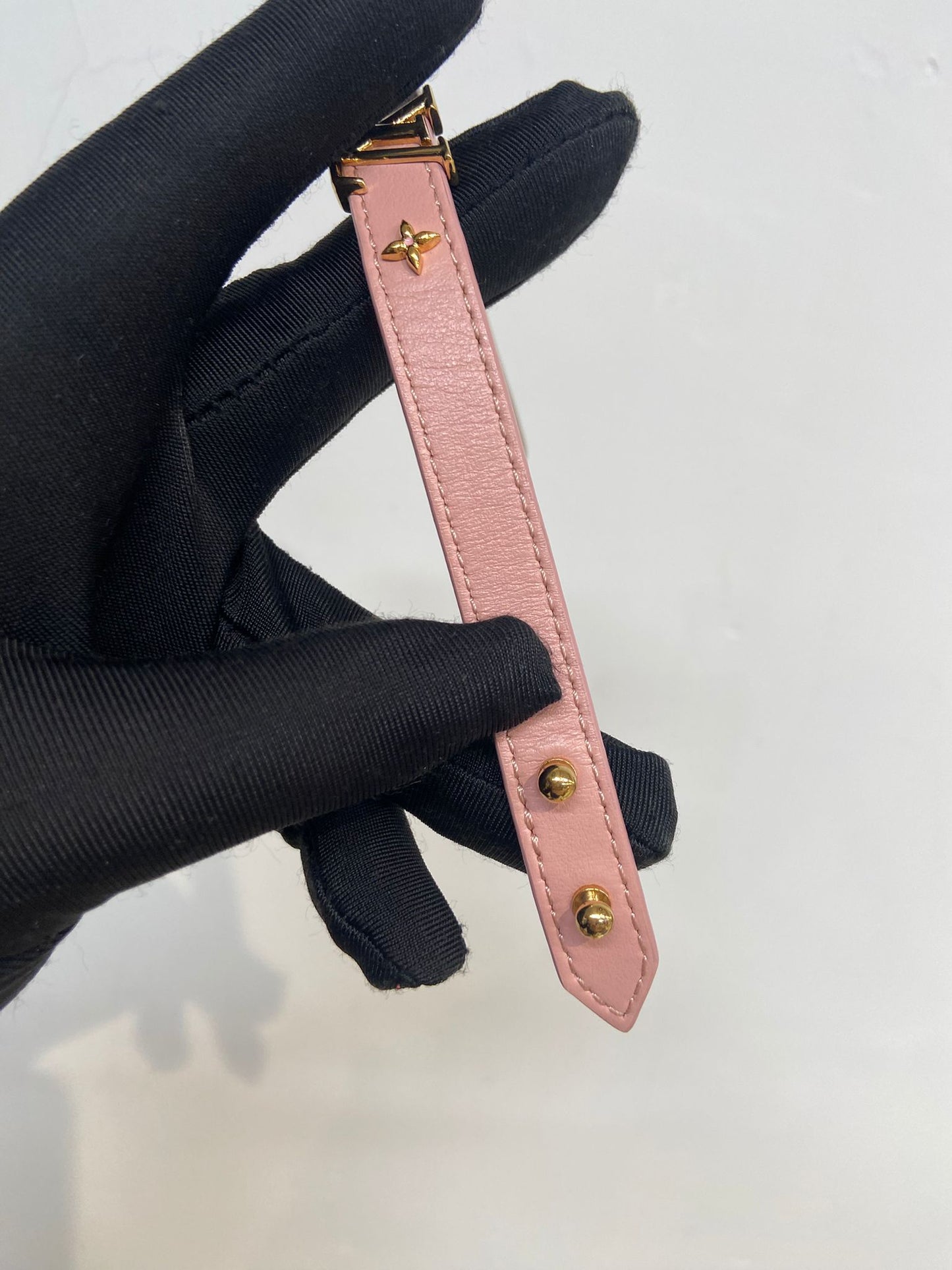 LV 金扣 粉色 手帶