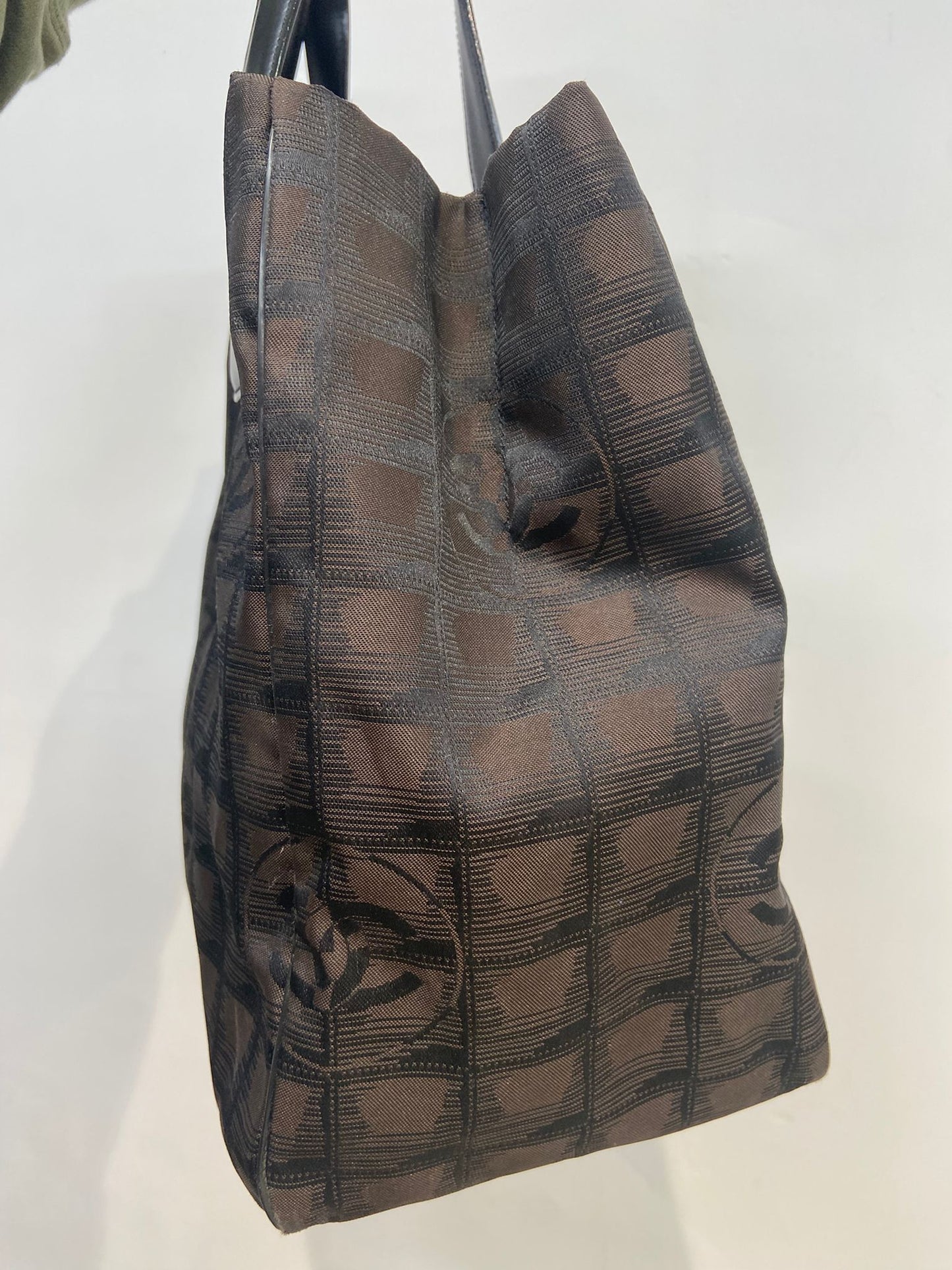 Chanel 冰格 Tote 單肩袋