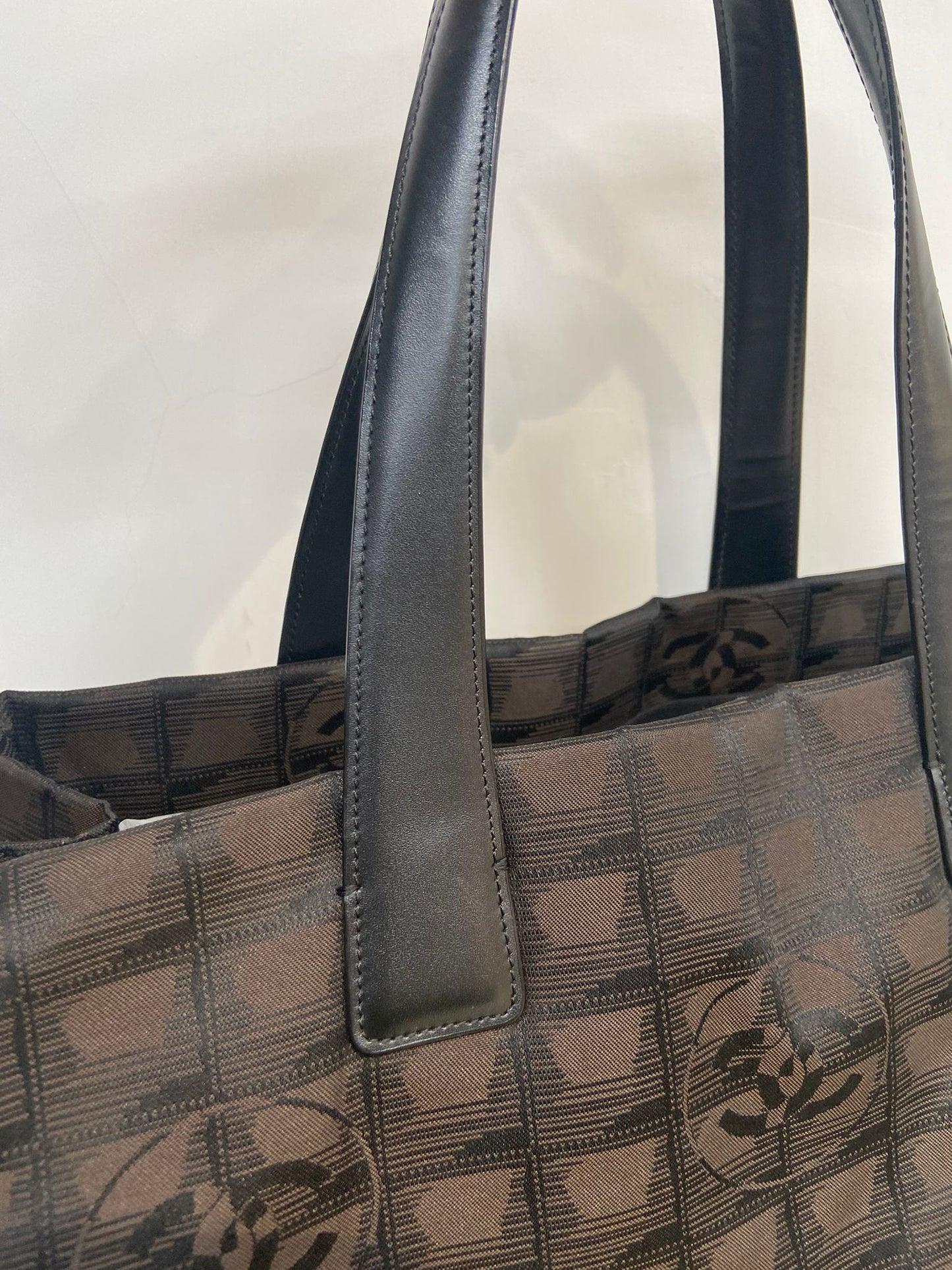 Chanel 冰格 Tote 單肩袋