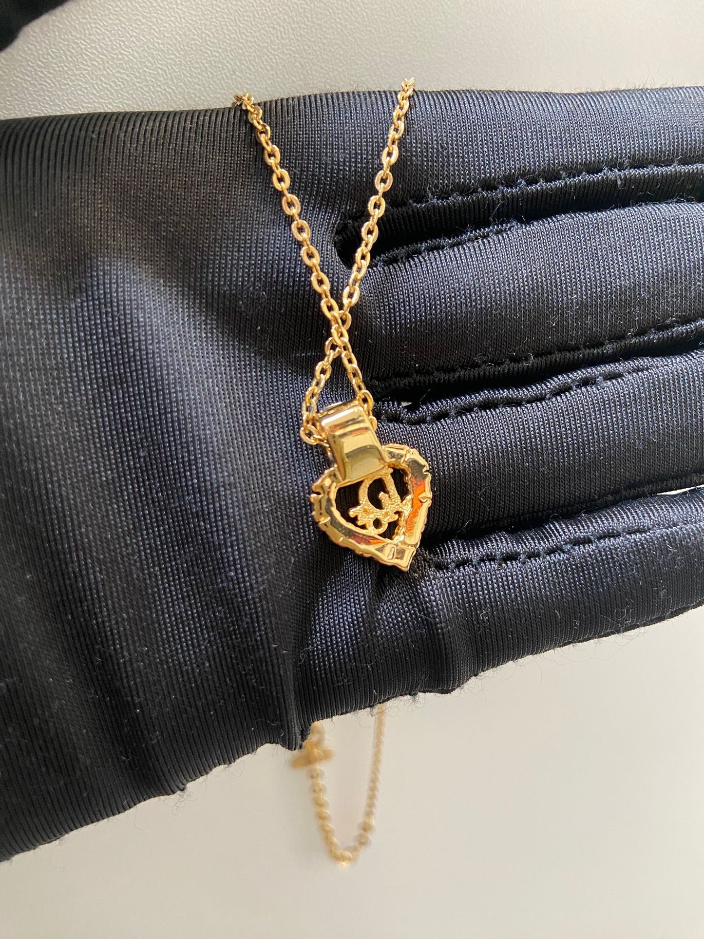DIOR 心形CD有石頸鏈