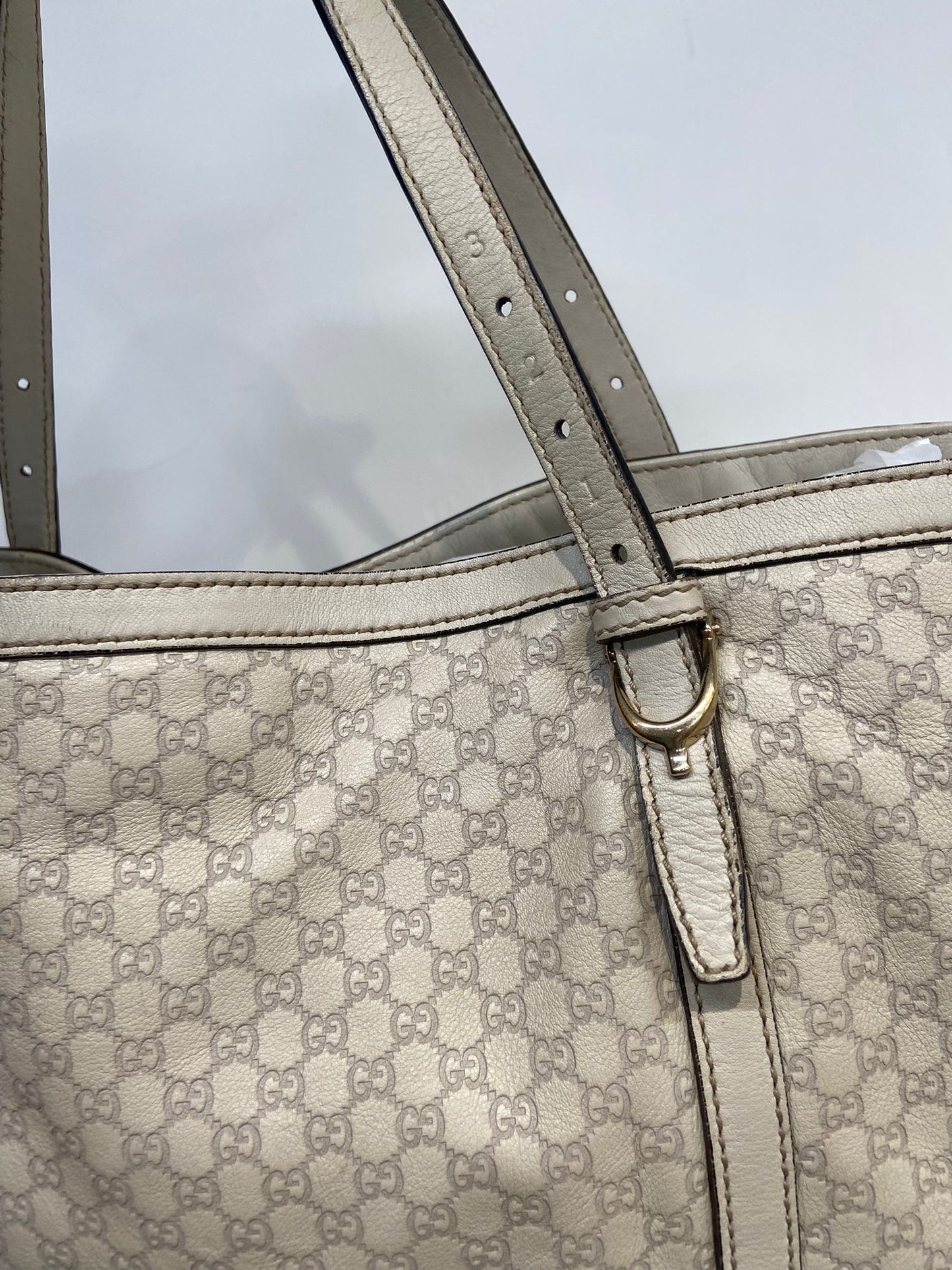 Gucci 牛皮壓紋老花tote