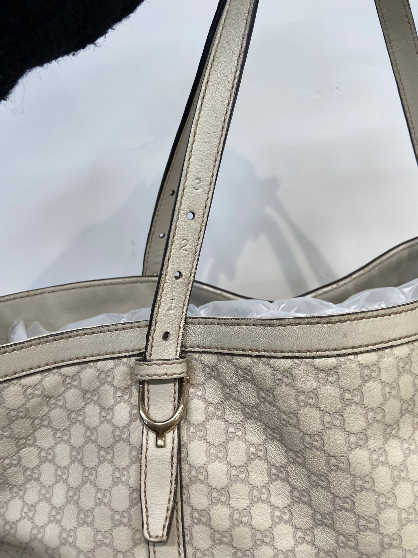Gucci 牛皮壓紋老花tote