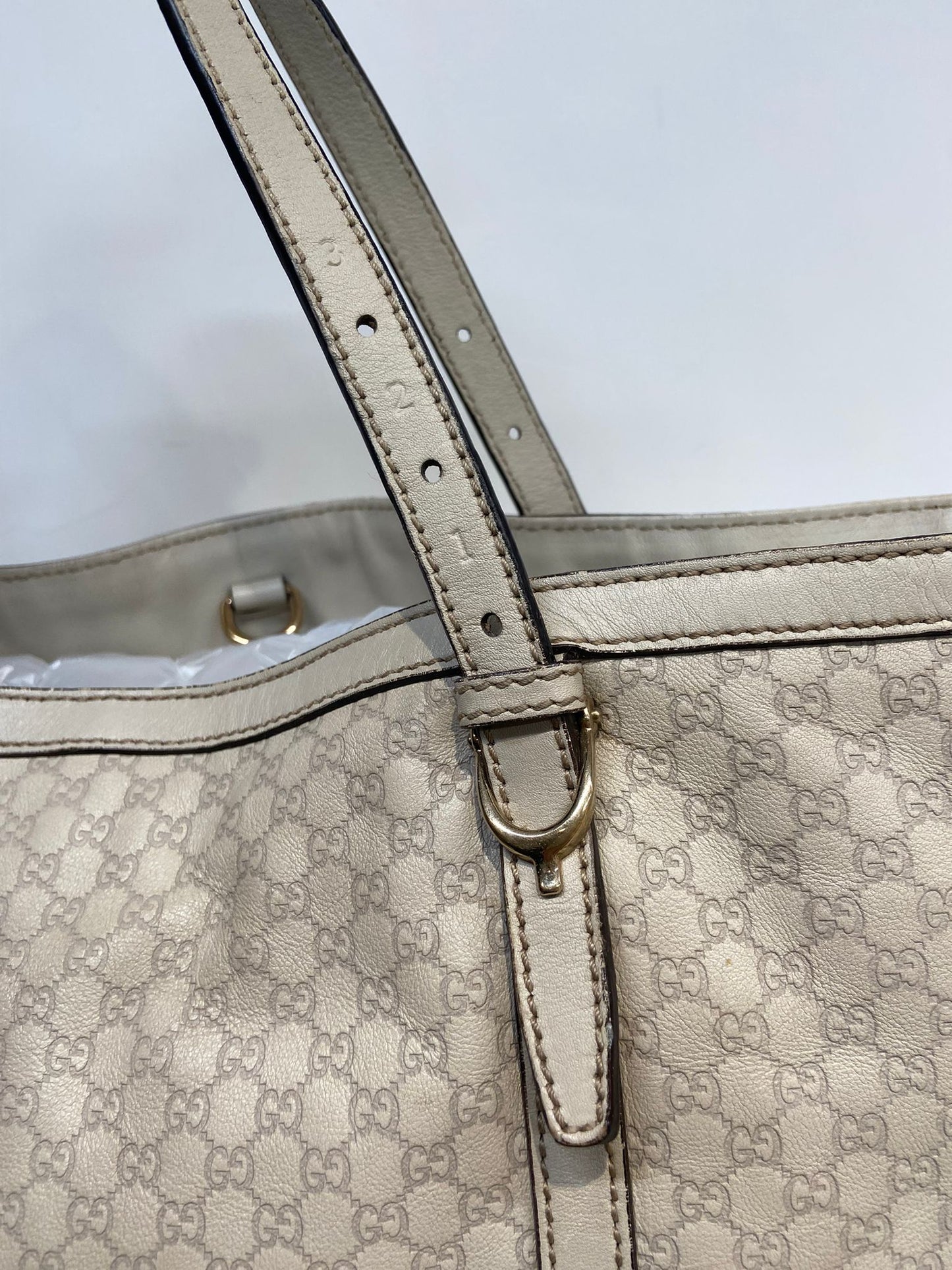 Gucci 牛皮壓紋老花tote