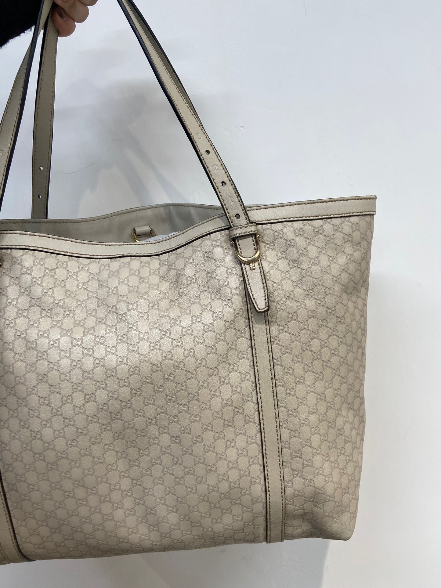 Gucci 牛皮壓紋老花tote